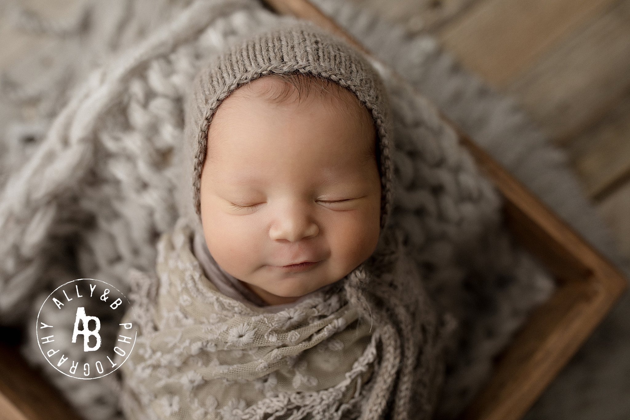 posed newborn photos.jpg