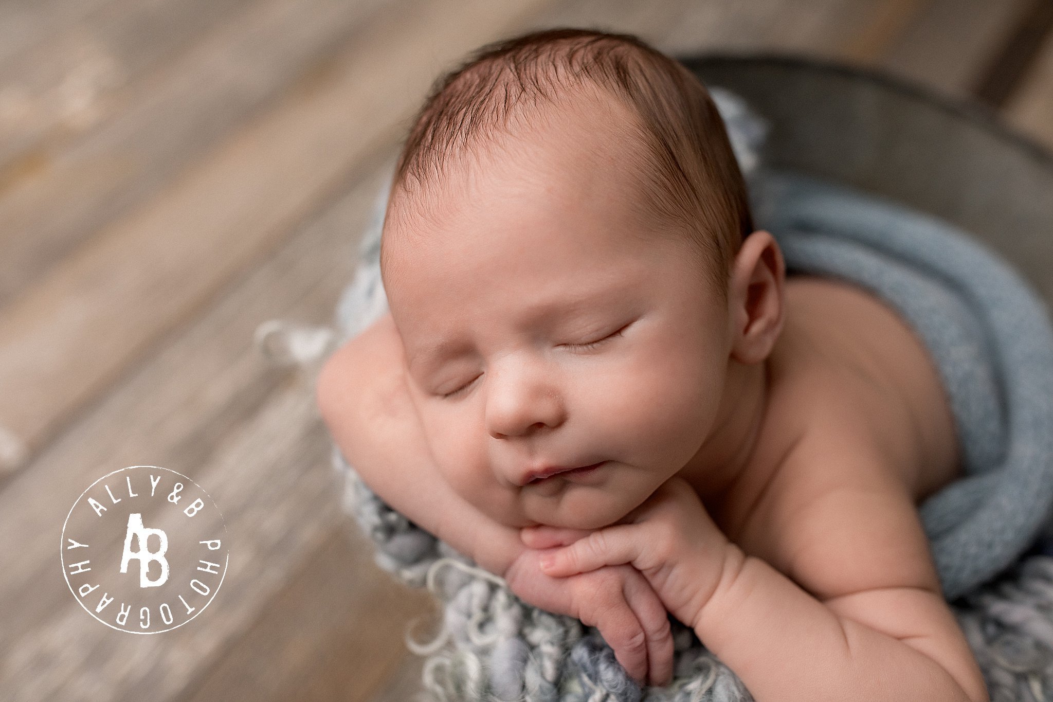 newborn photographers near elmhurst il.jpg