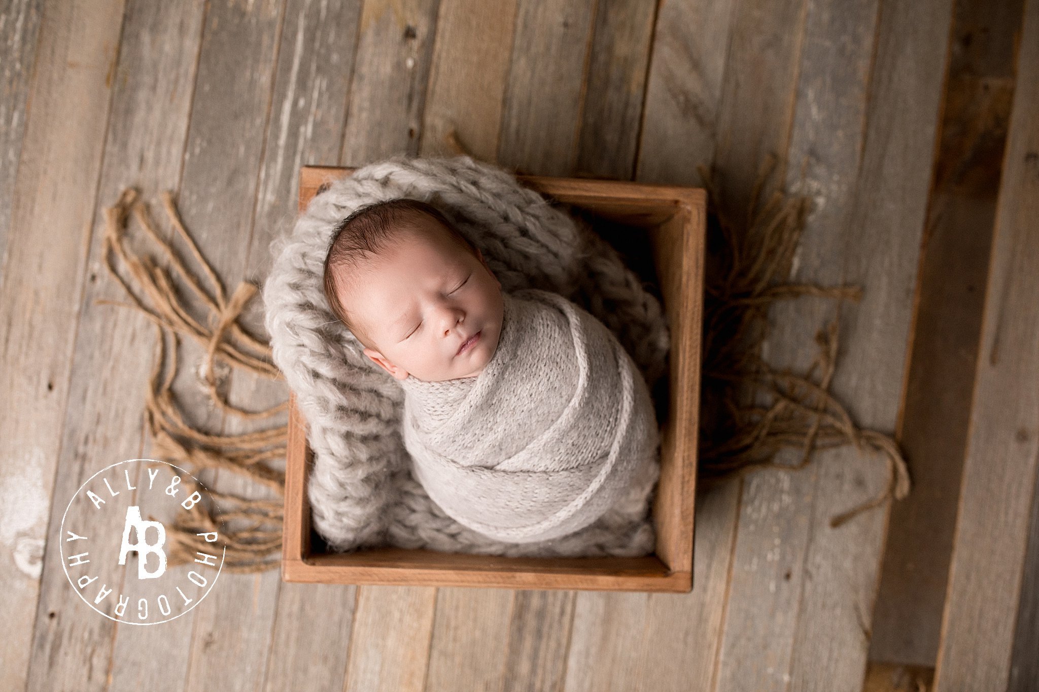 newborn photos.jpg