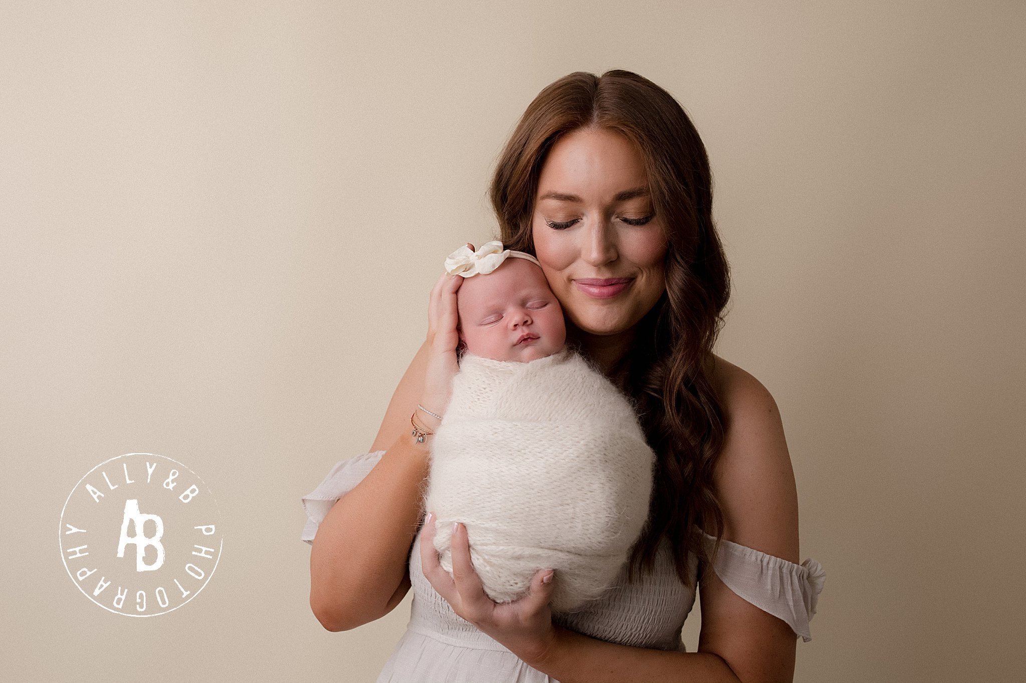 newborn photography aurora.jpg