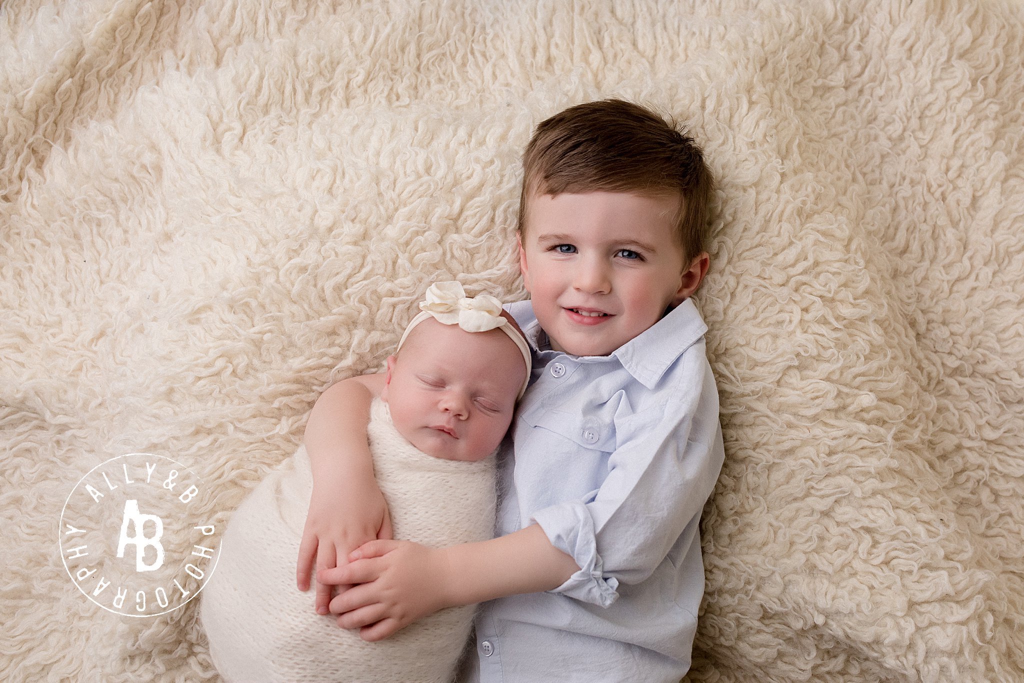 newborn photographers in naperville il.jpg