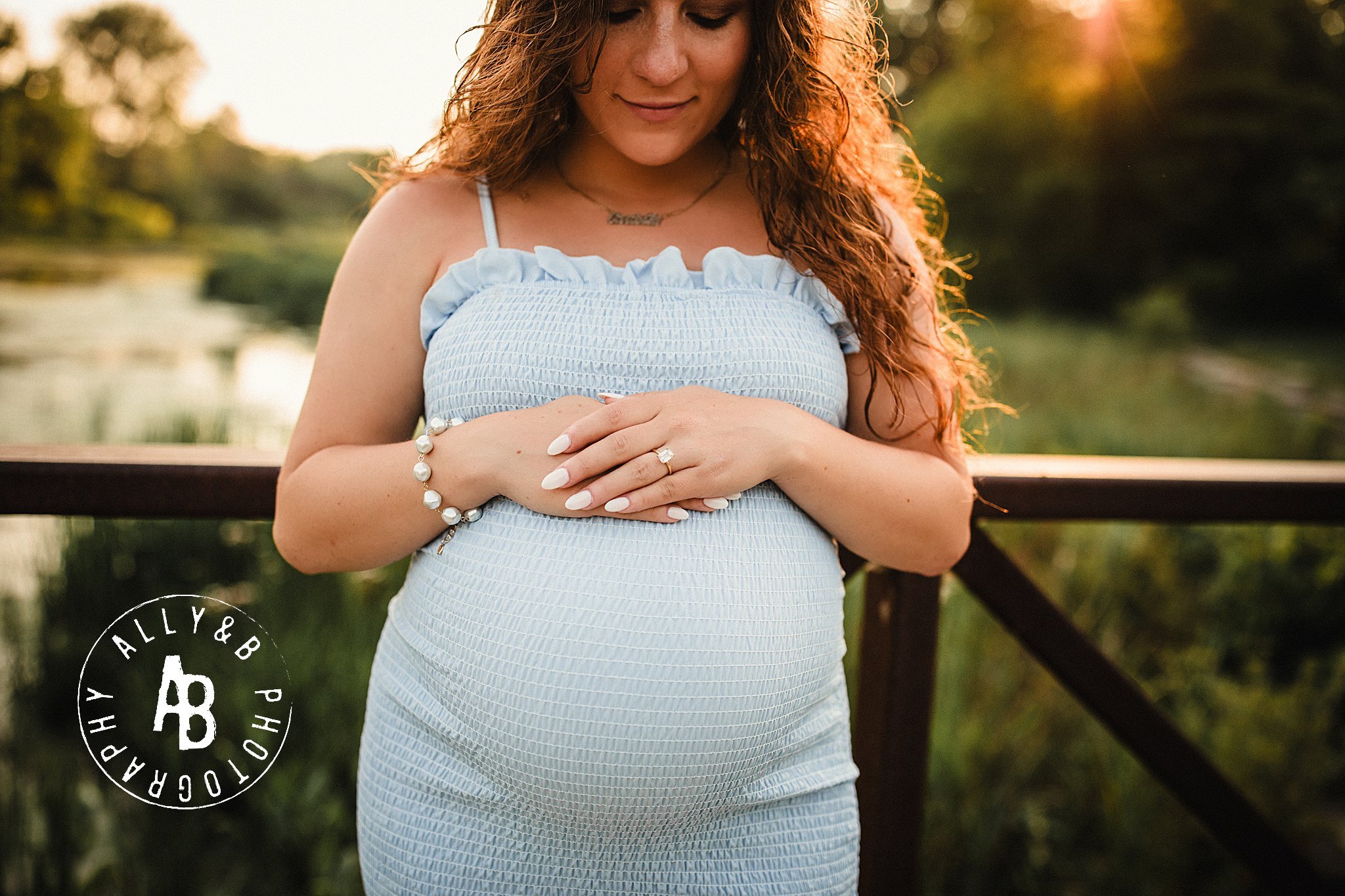 maternity photographer near me.jpg