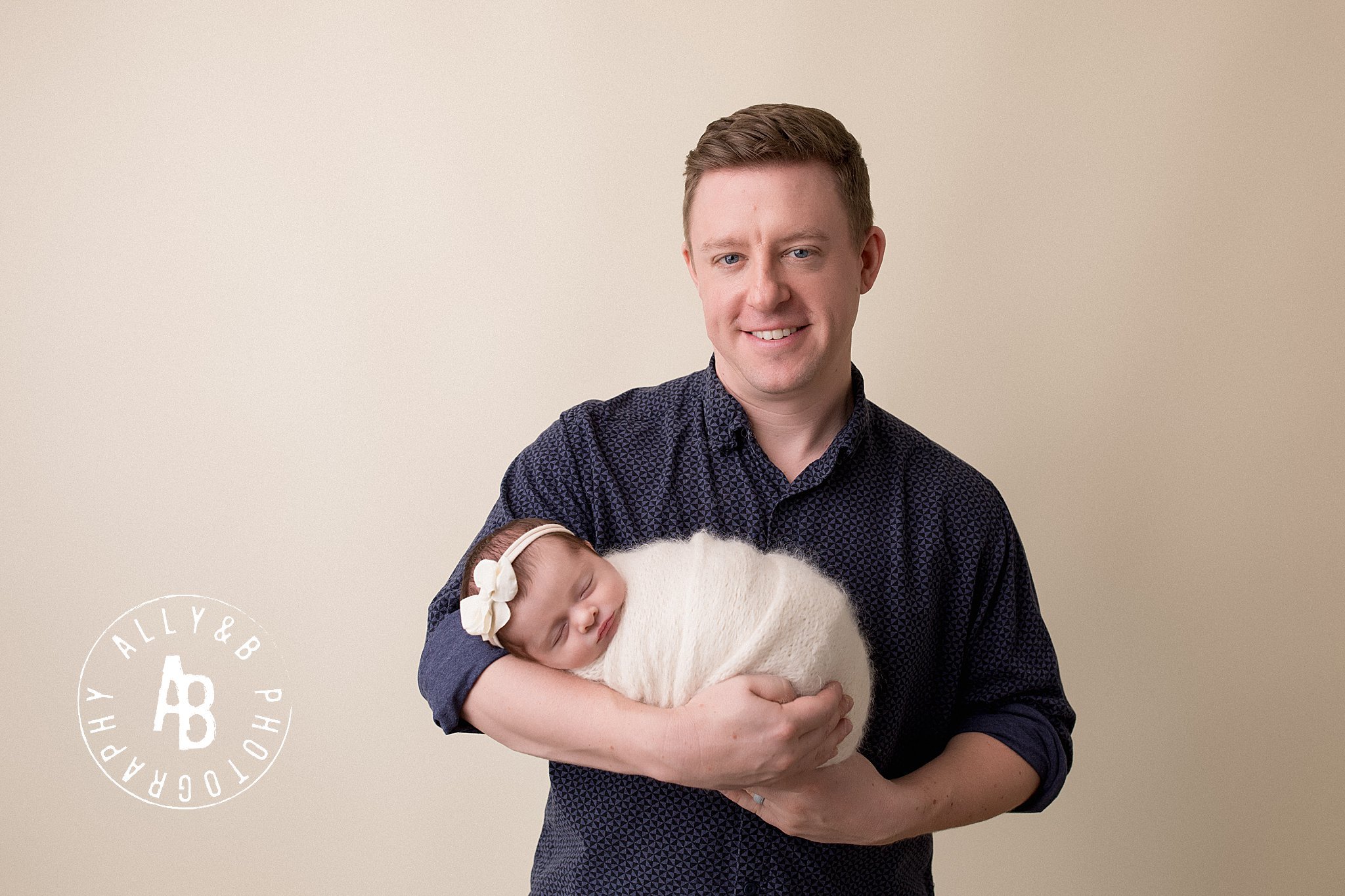 best newborn photographer naperville.jpg