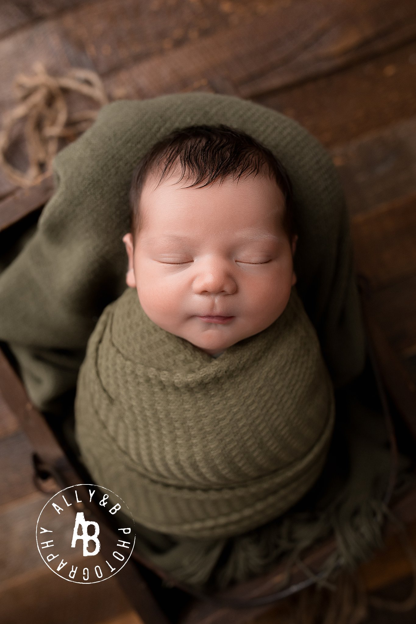 newborn photos.jpg