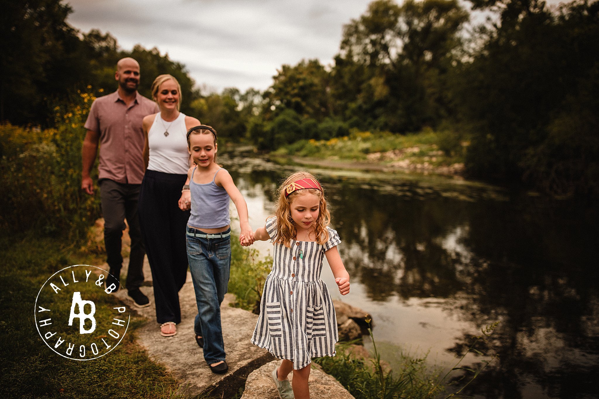 family photographer near me.jpg