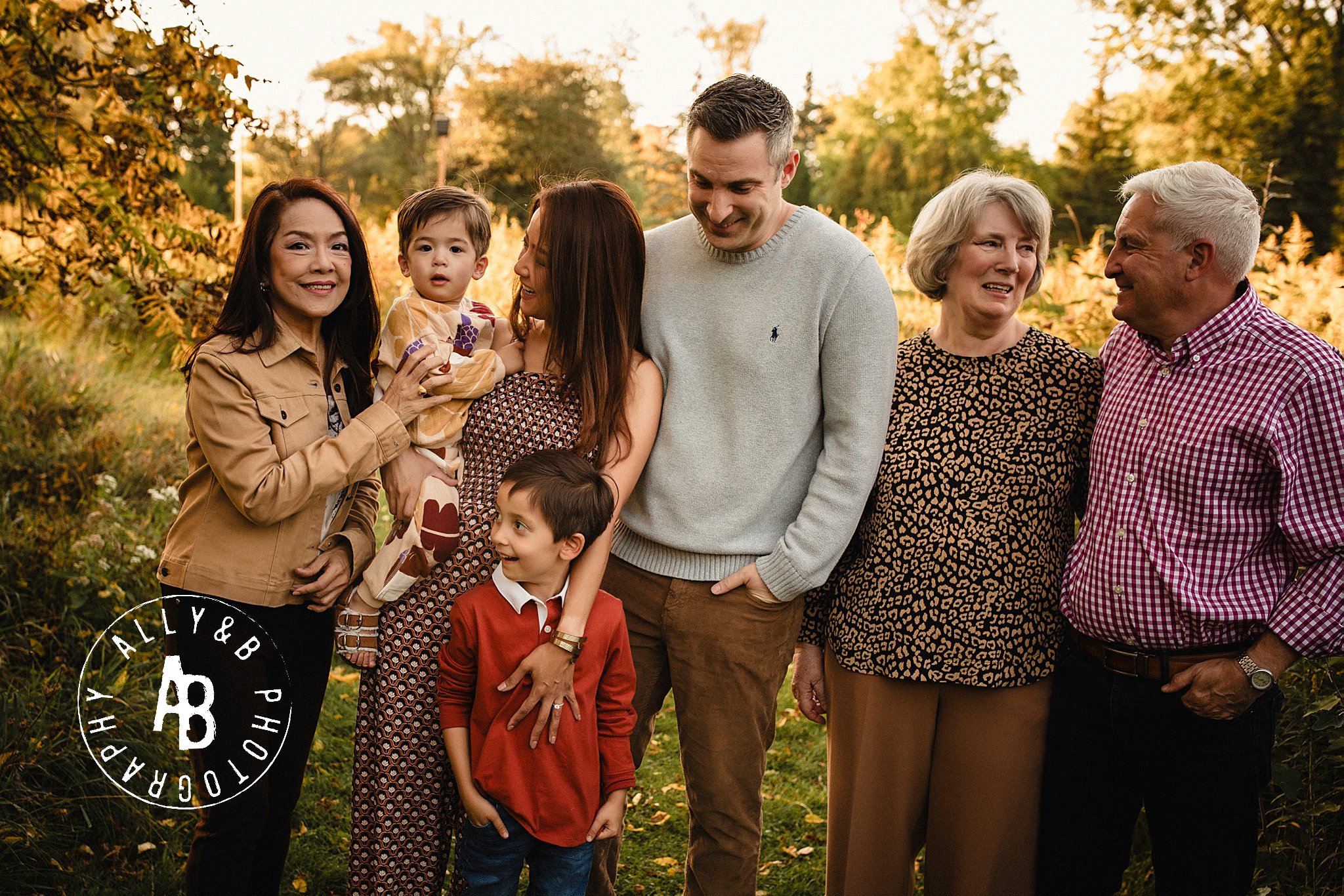 extended family photoshoot.jpg