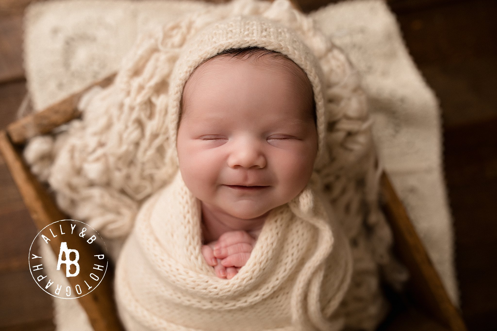 best newborn photographer naperville.jpg