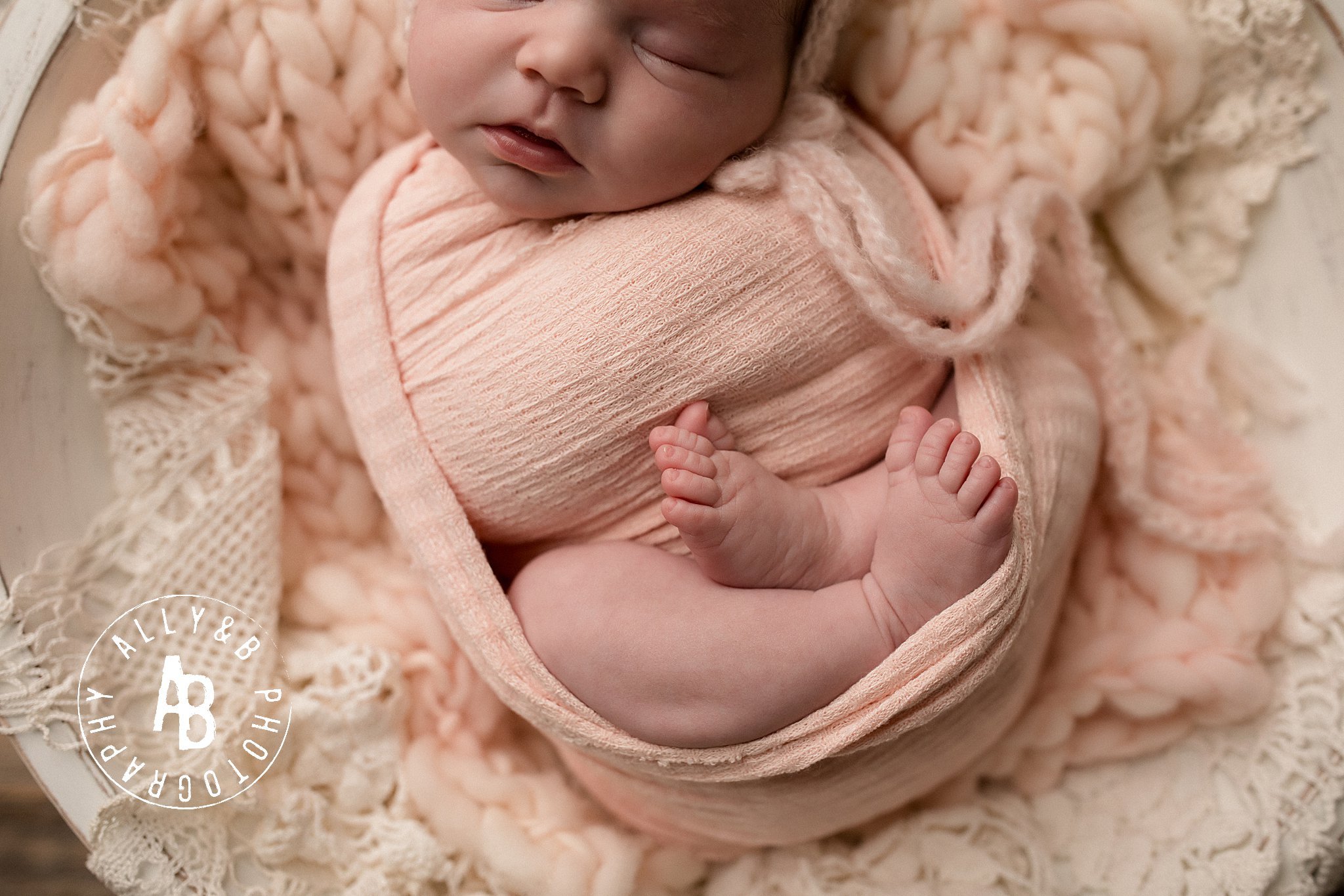 newborn photos.jpg