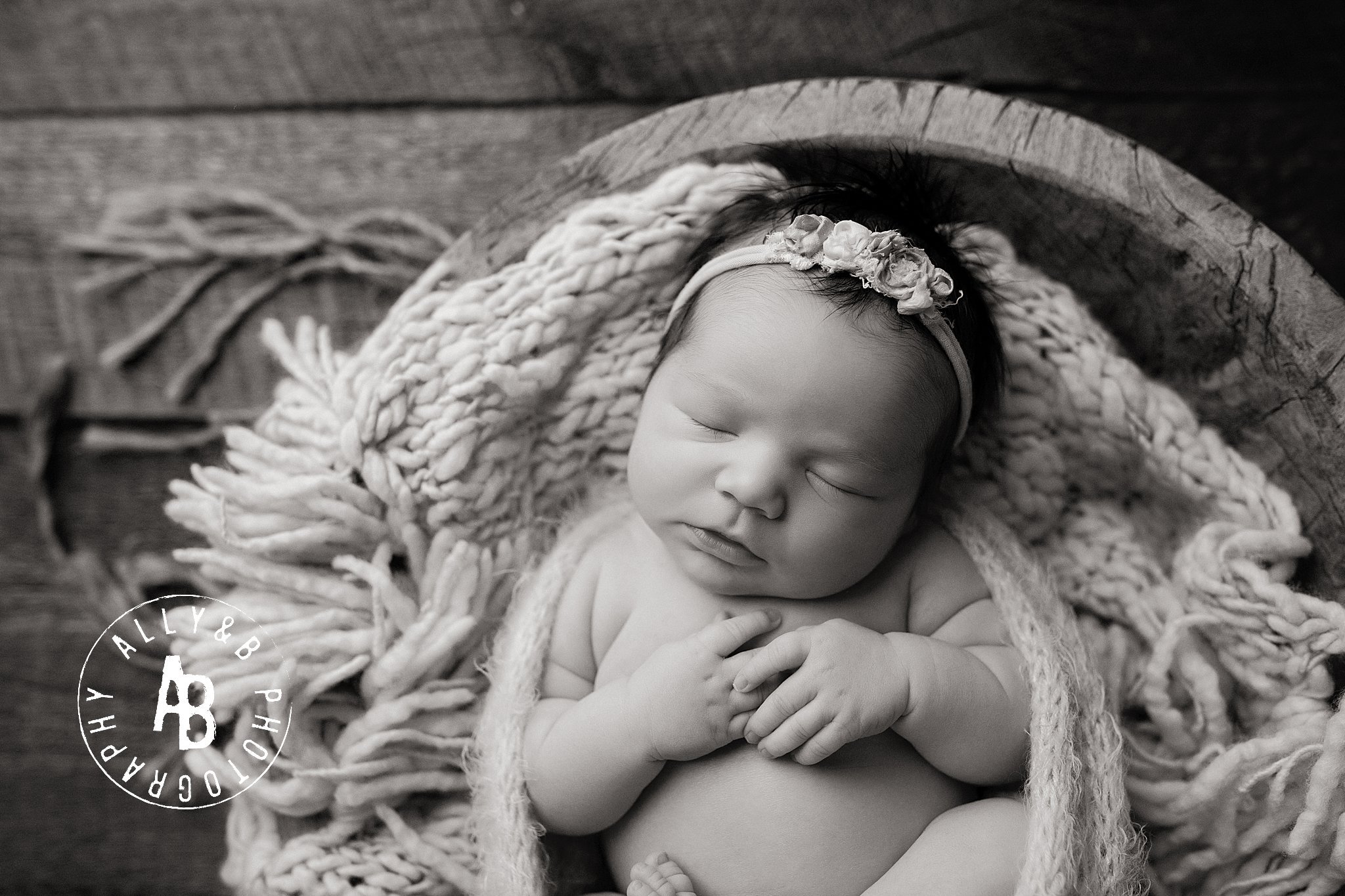 posed newborn.jpg