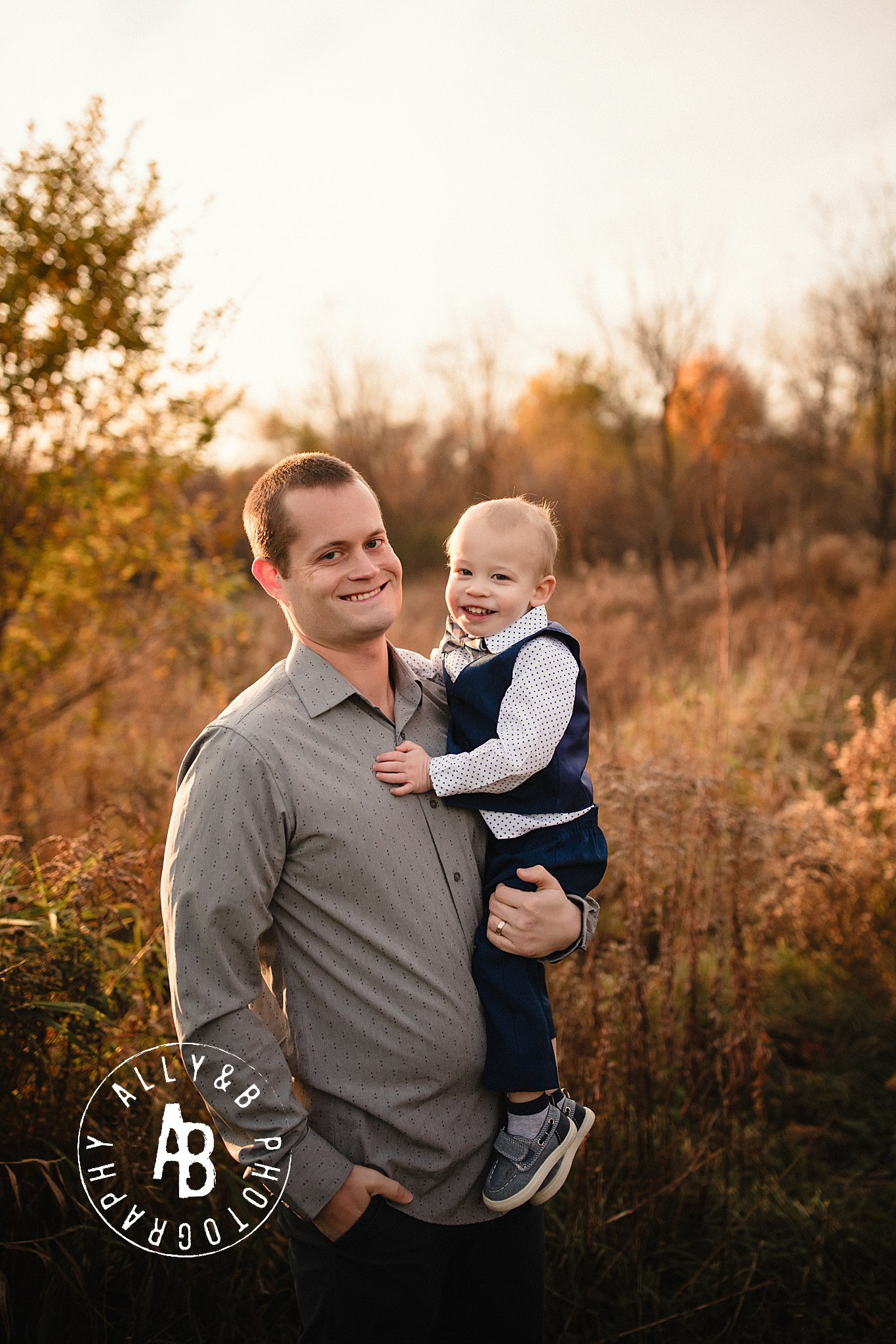 family photographers in naperville il.jpg