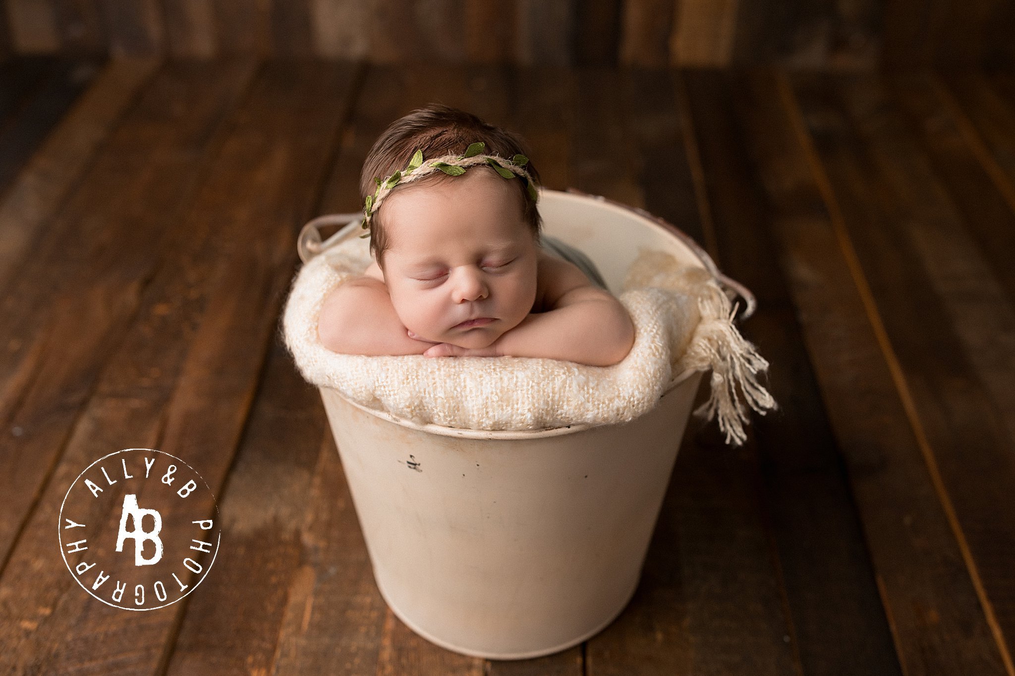 newborn photographers near me.jpg