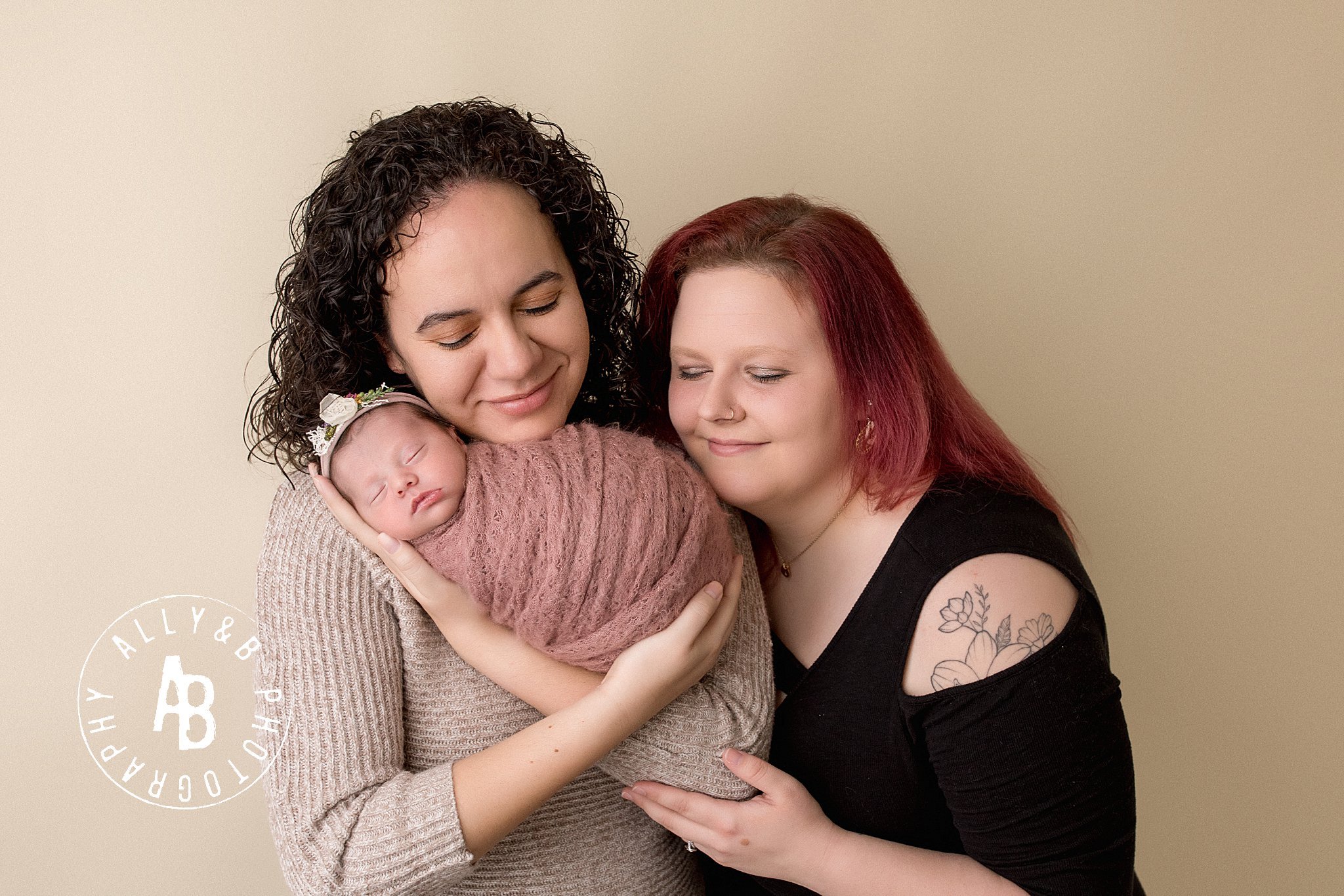 posed newborn photography.jpg