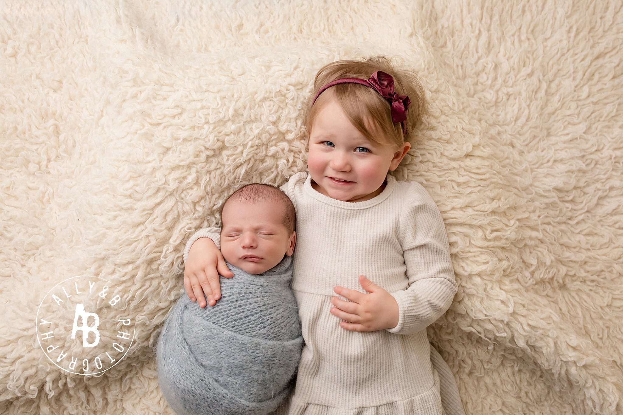 newborn photographers in plainfield il.jpg