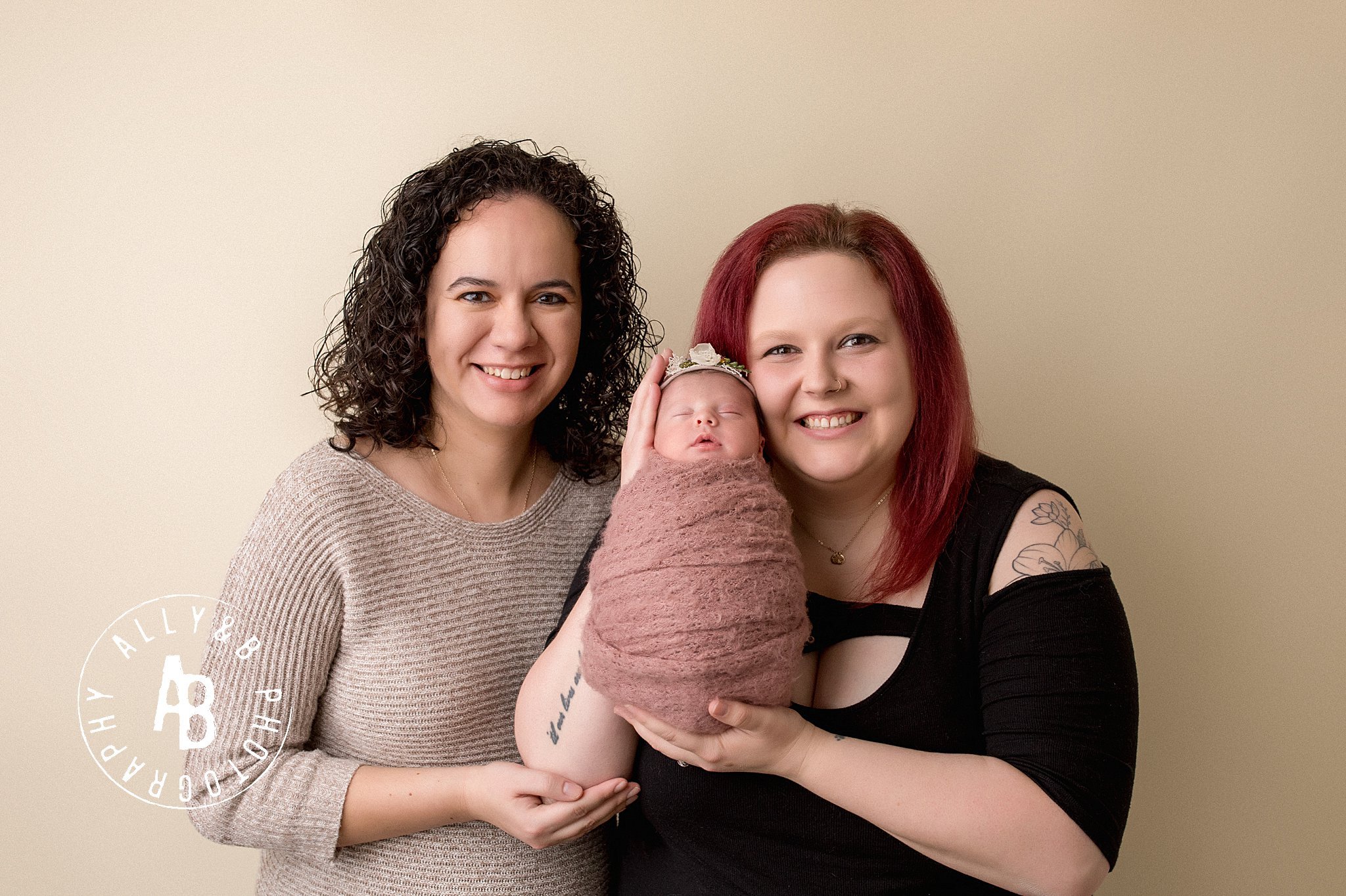 newborn photographers in naperville.jpg