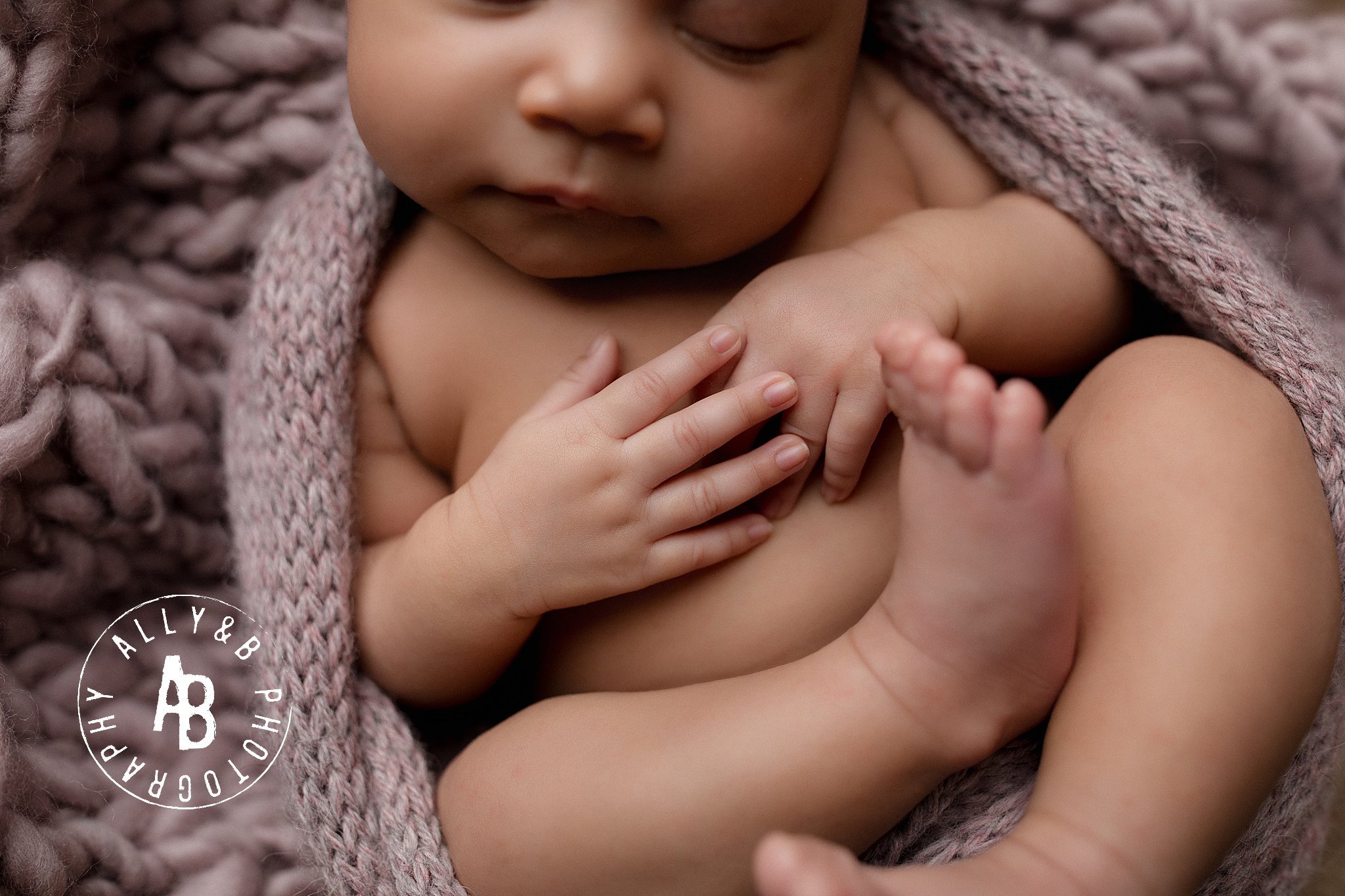 posed baby photography.jpg