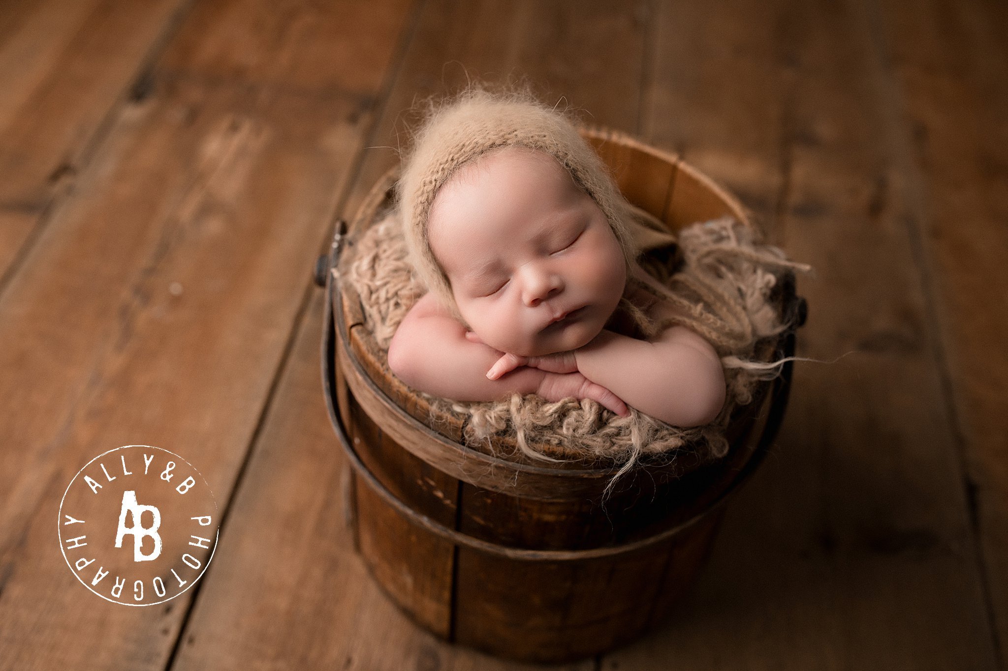 newborn photographers near me.jpg