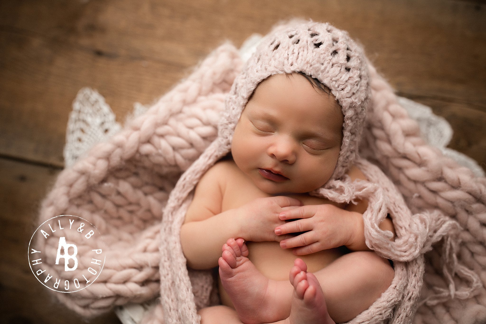 newborn photographer near me.jpg