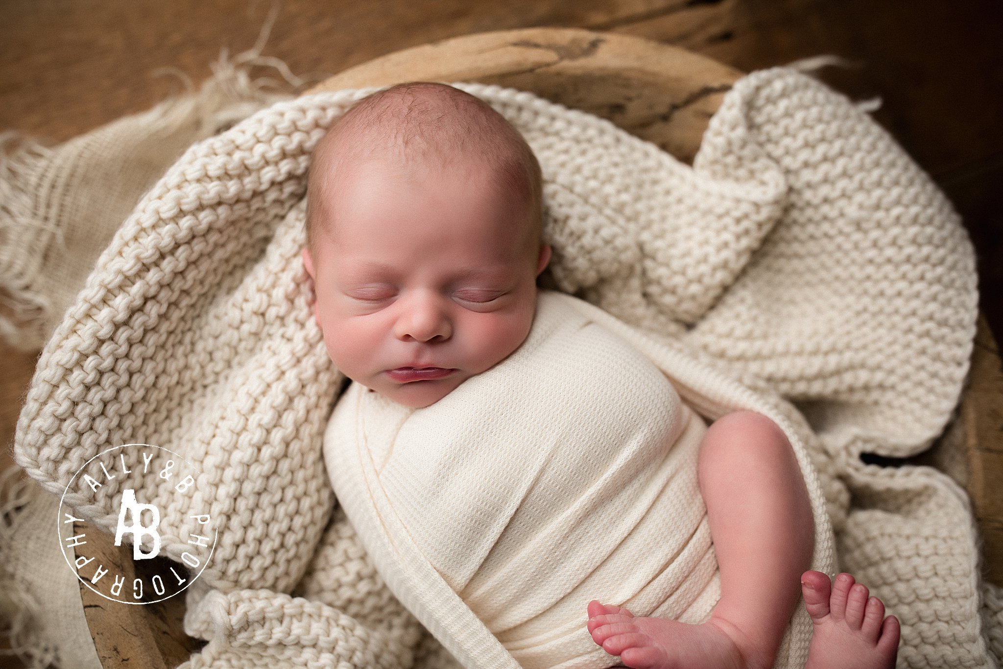 newborn photography naperville.jpg