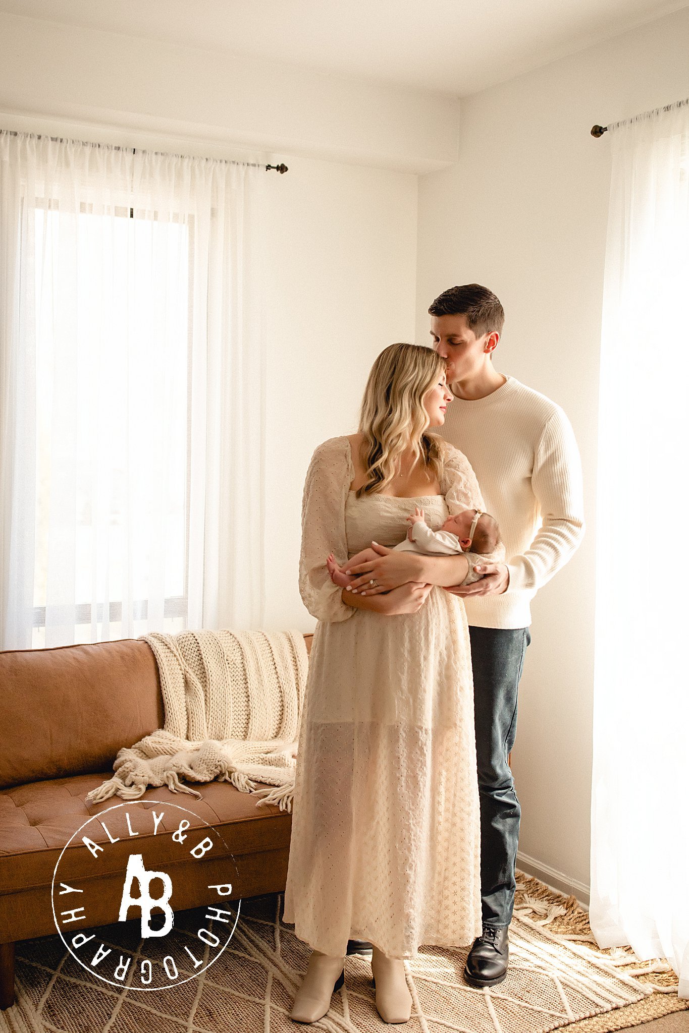 naperville newborn photographer.jpg