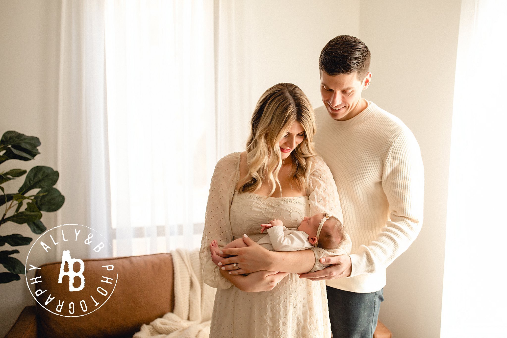 newborn photography naperville.jpg