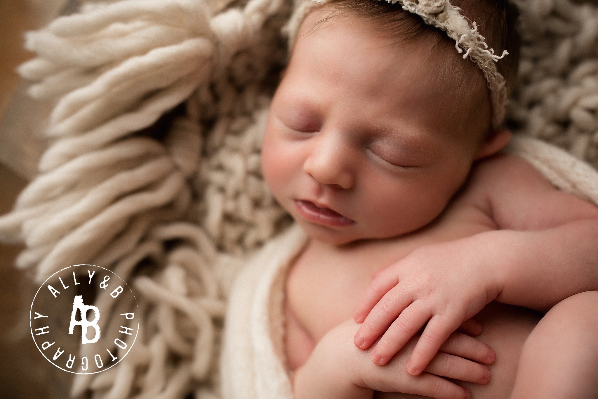 posed newborn photography.jpg