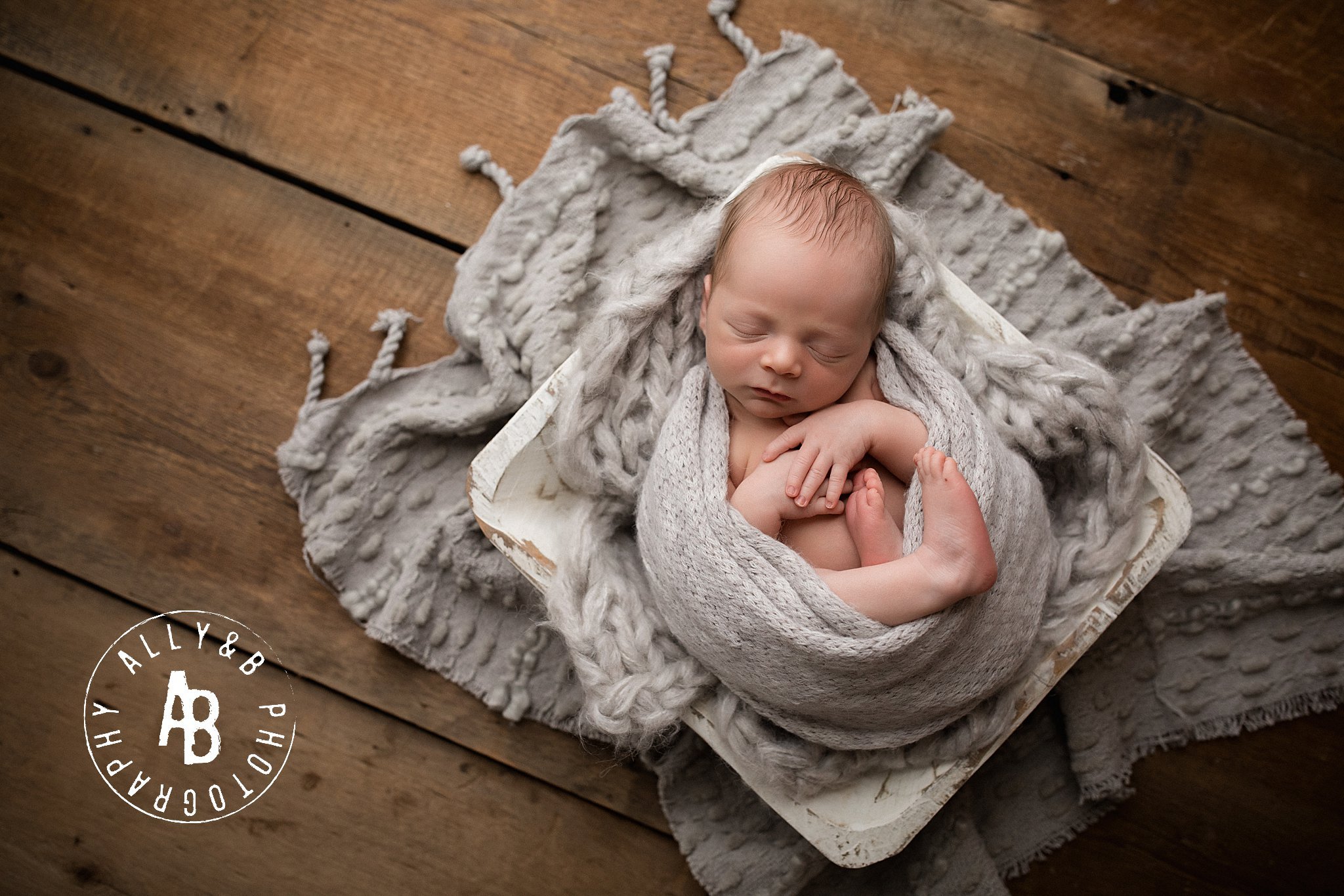 posed baby photography.jpg