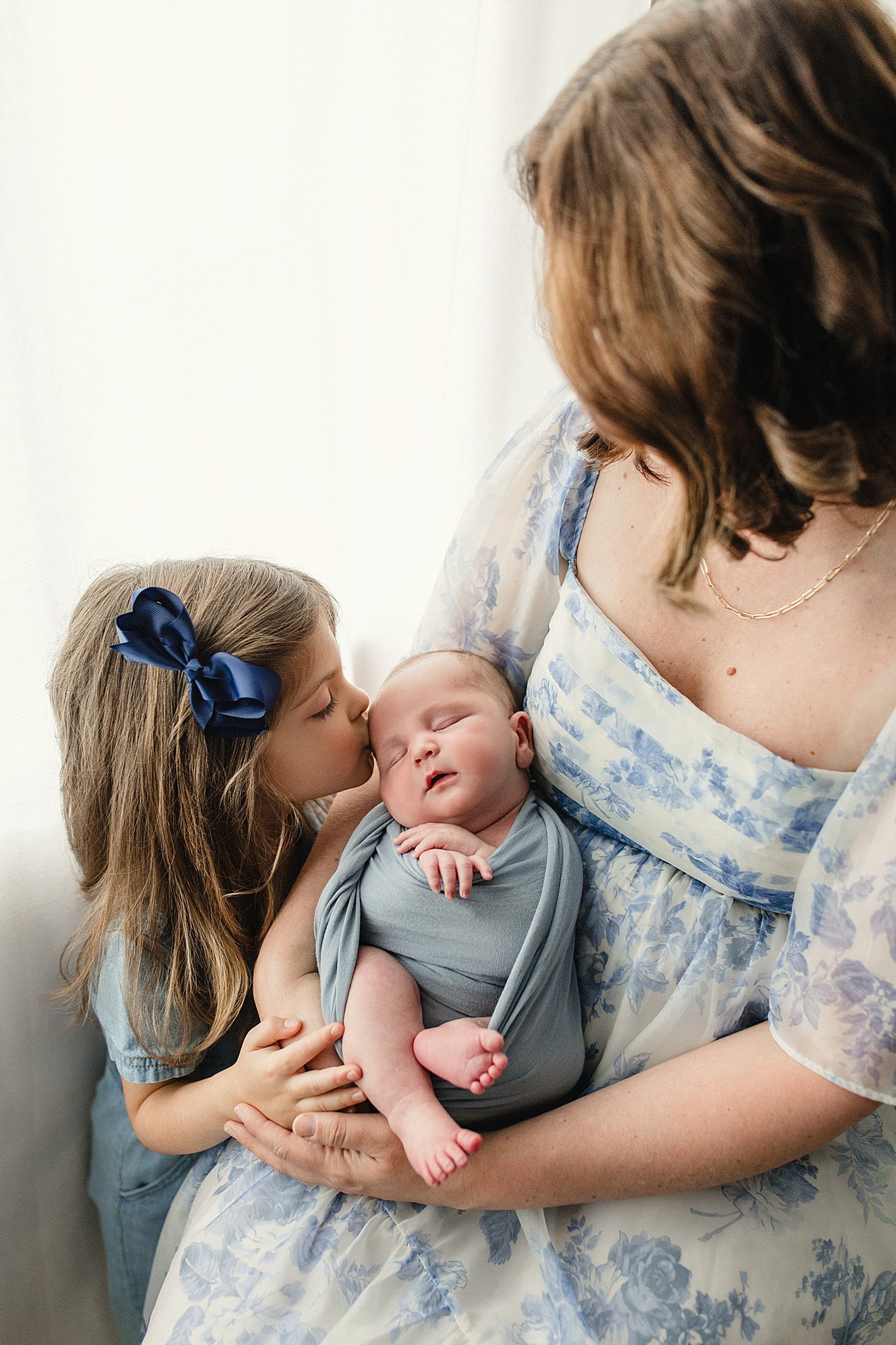 newborn photographers near me.jpg
