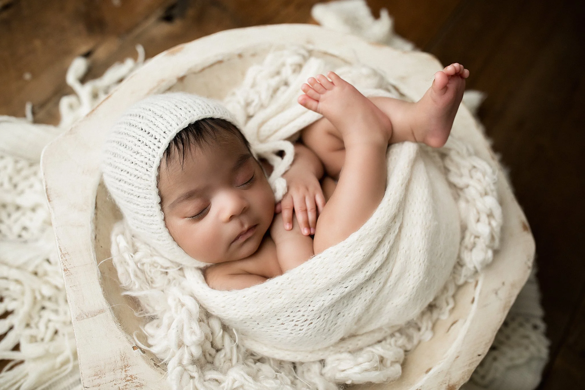 newborn photographer in naperville il.jpg