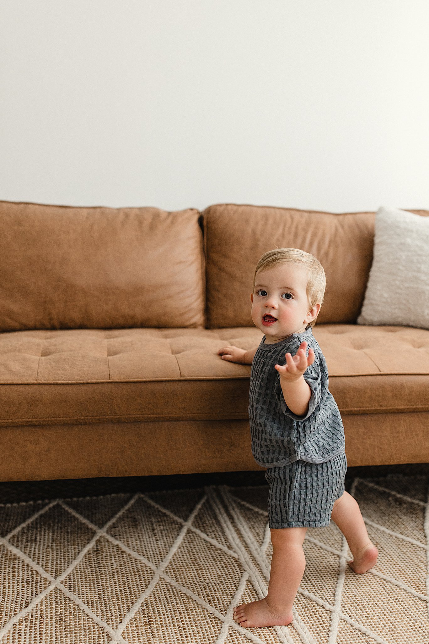 baby photographer near me.jpg