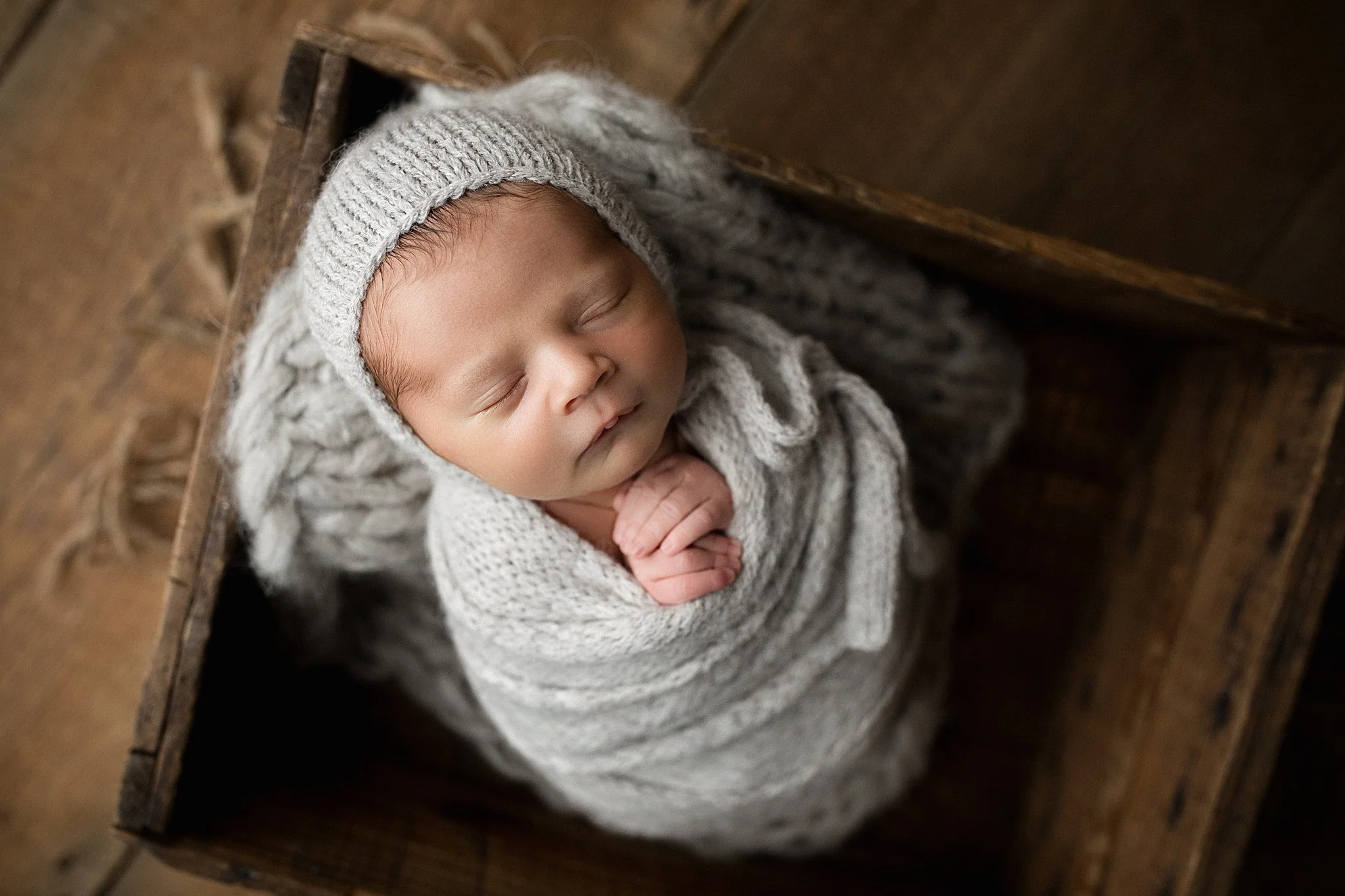 newborn photos near me.jpg