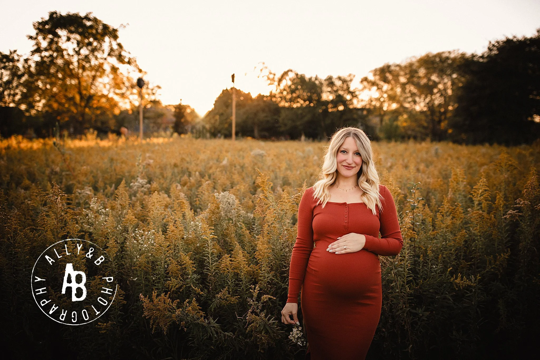 best maternity photographers.jpg