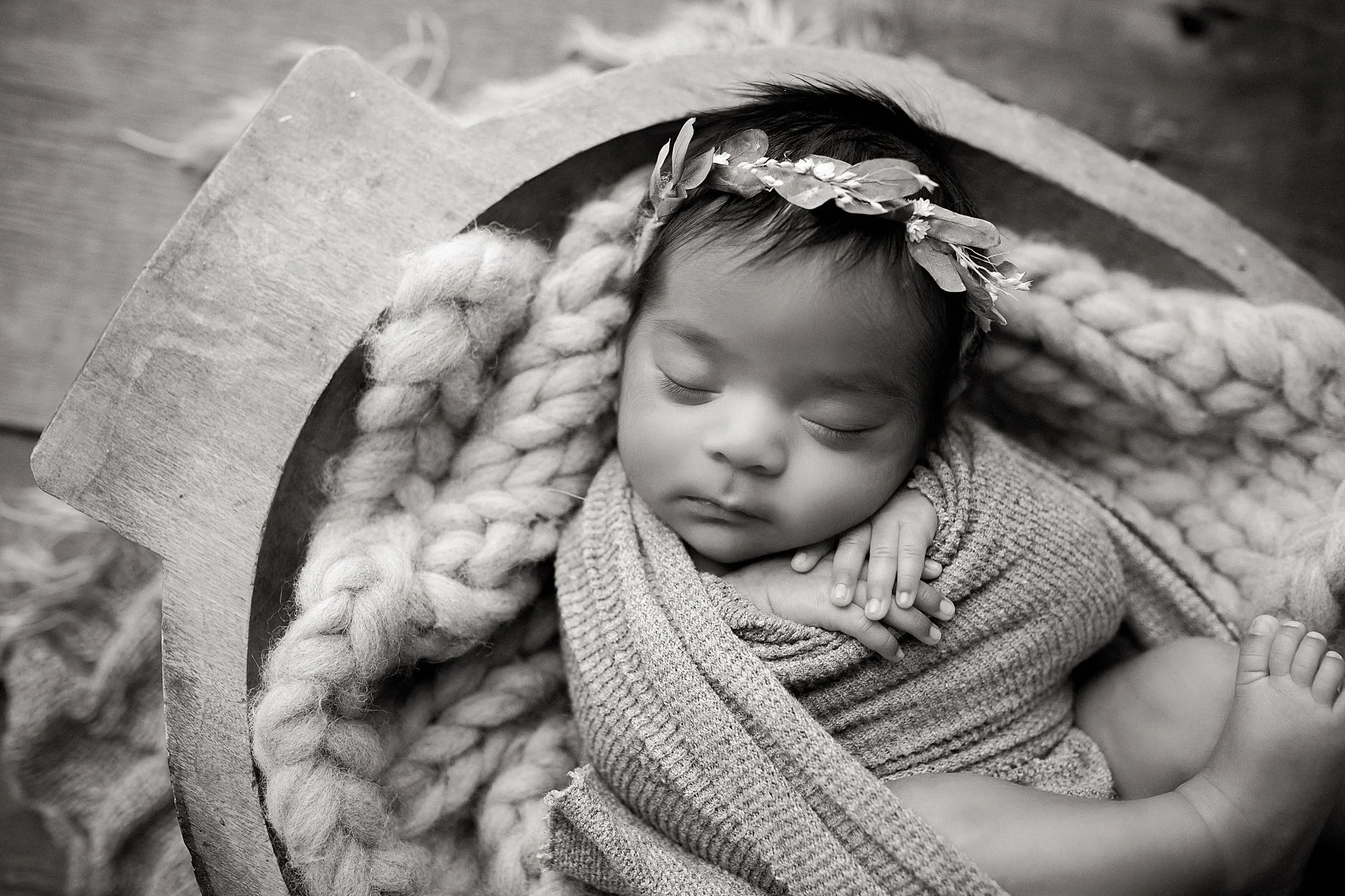 best newborn photographer naperville.jpg
