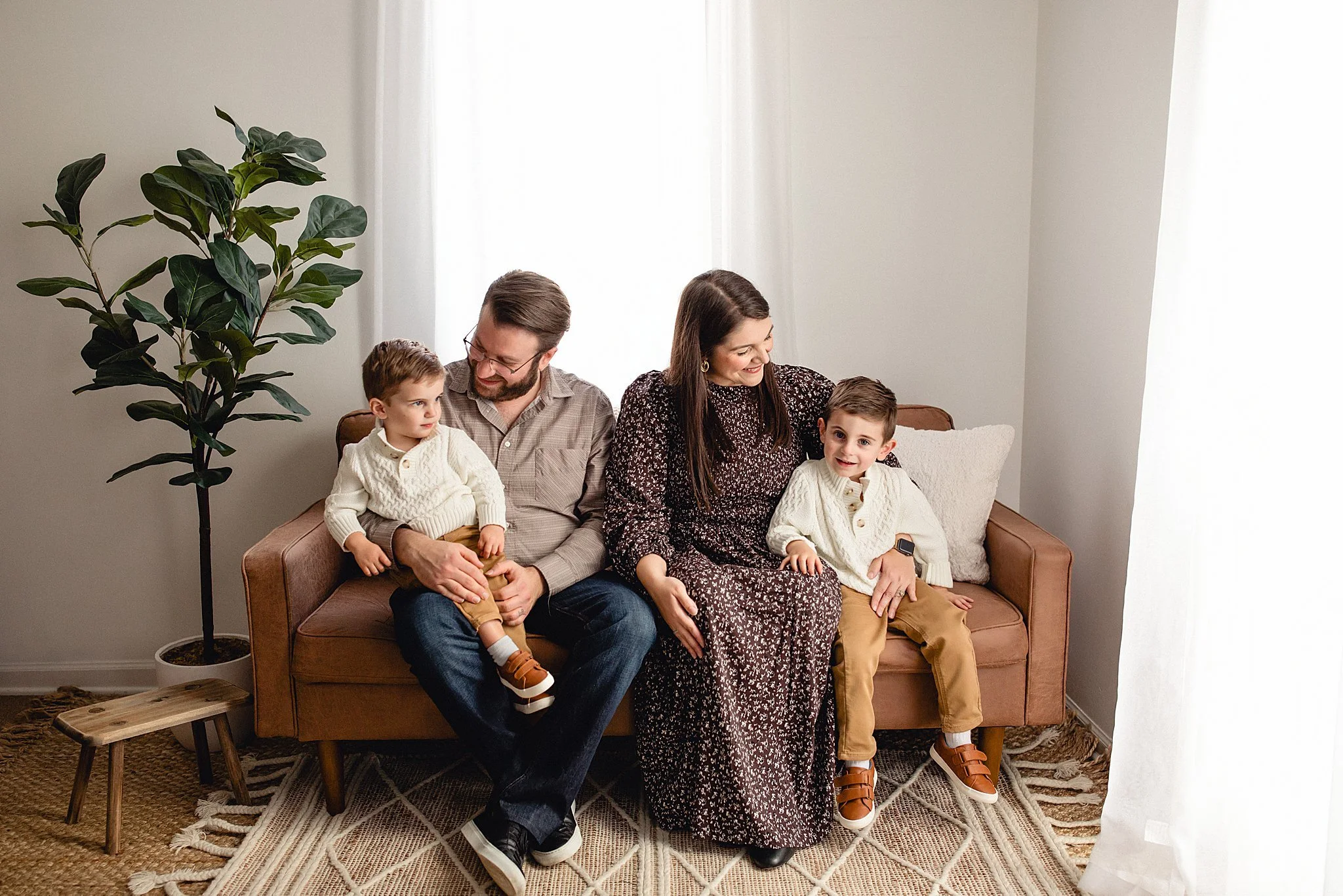 family photographers in naperville.jpg