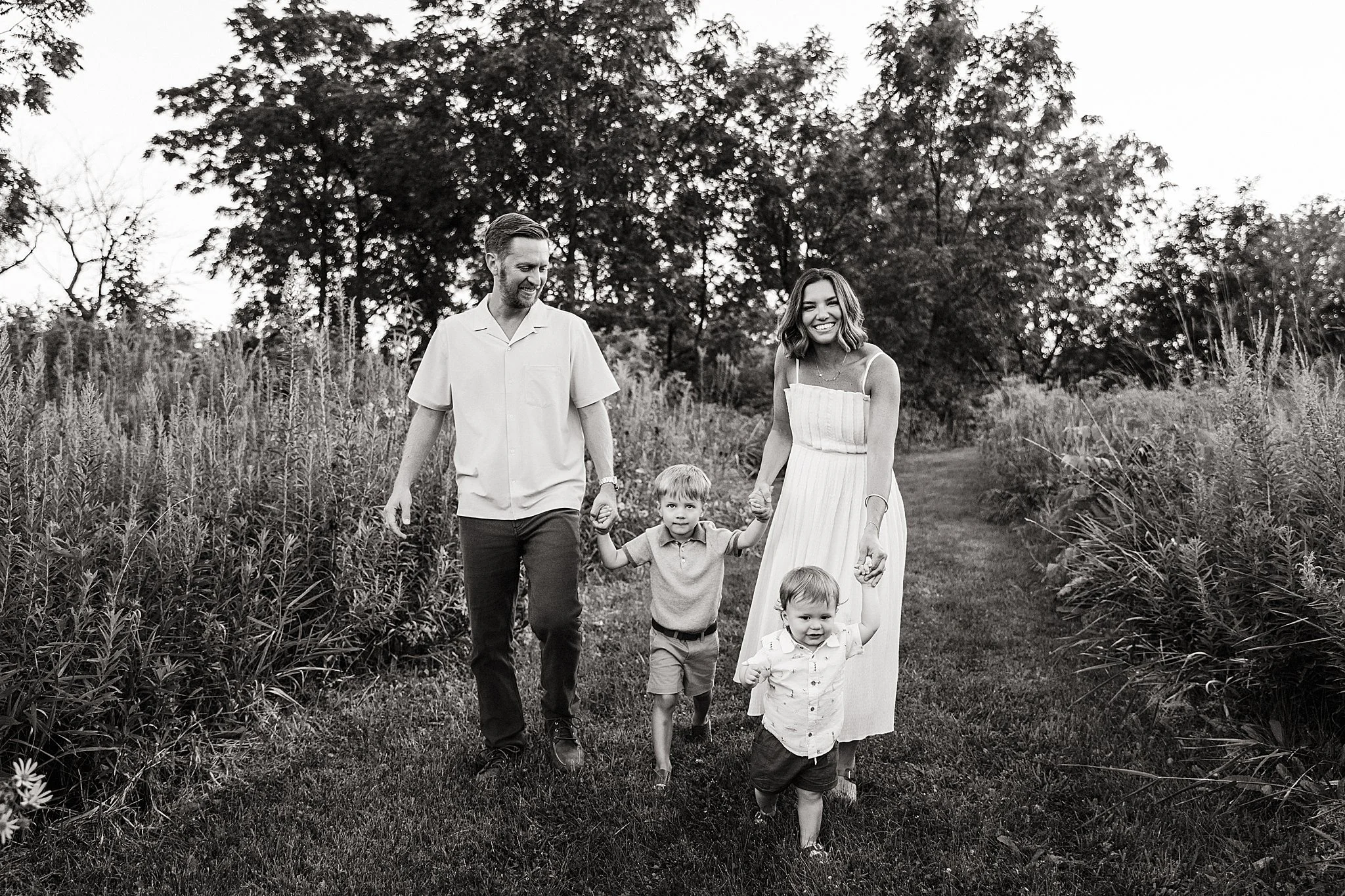 downtown naperville photographer.jpg