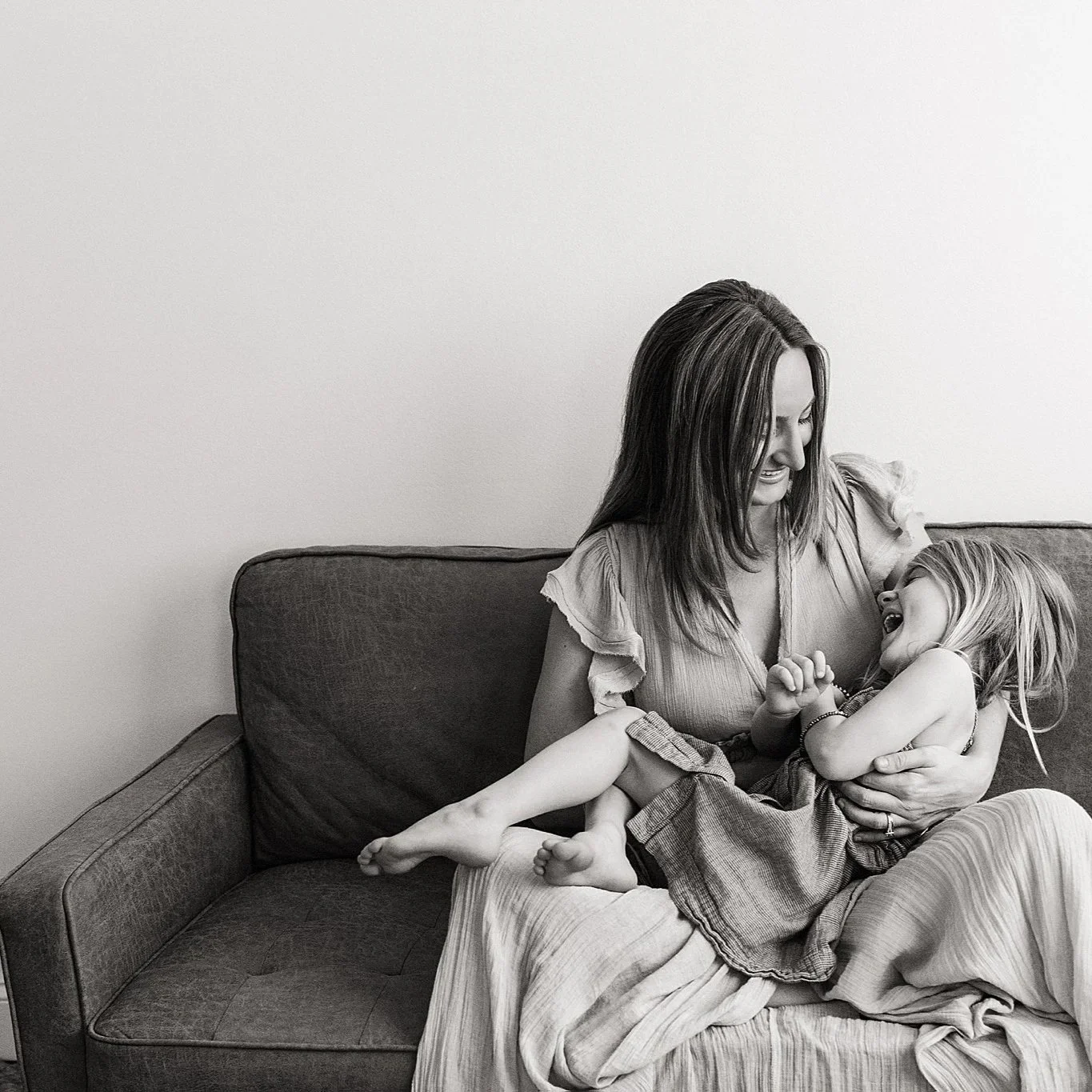 2026 WINTER STUDIO LIFESTYLE MINI SESSIONS • END OF YEAR SALE