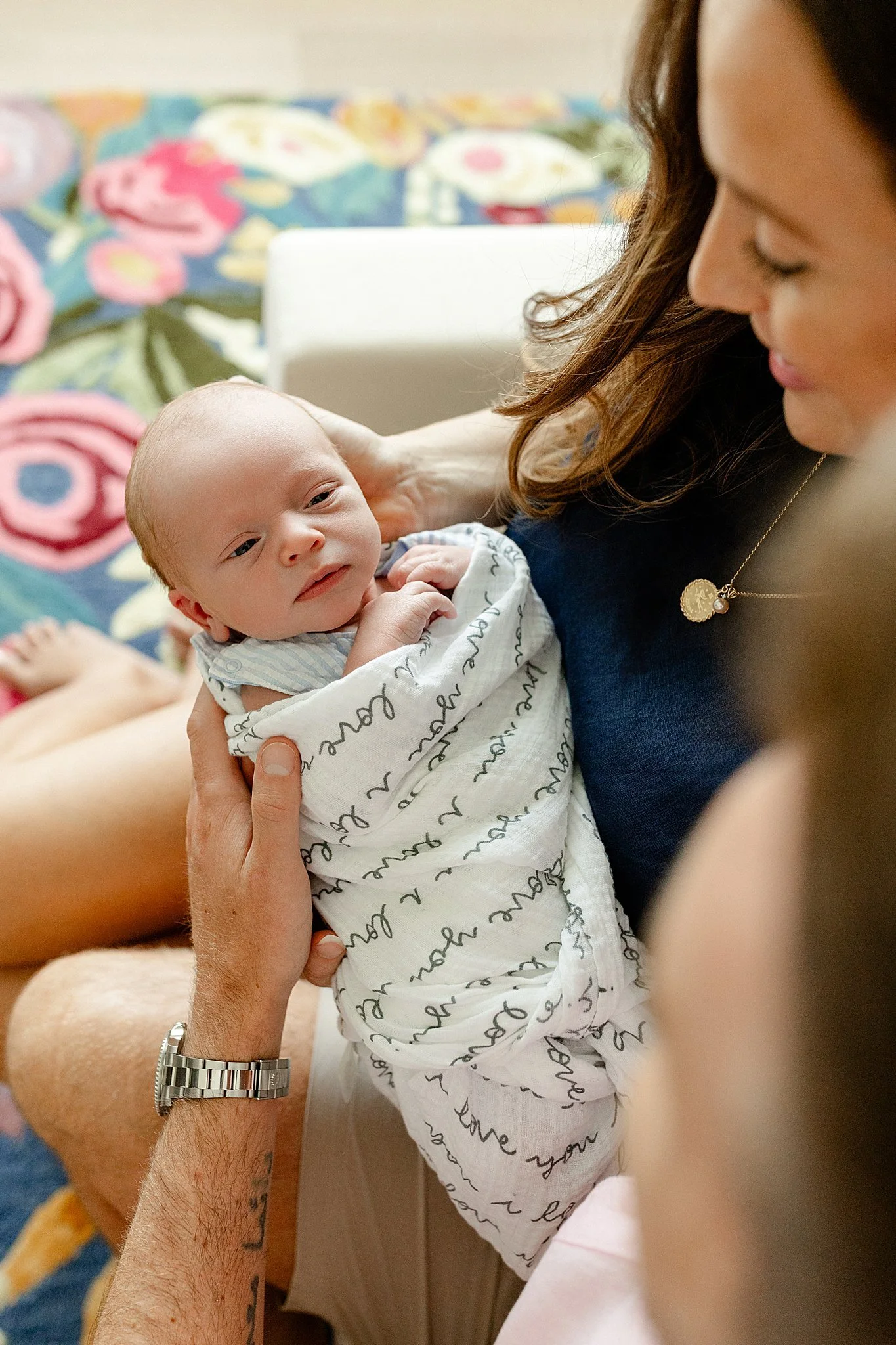 lifestyle newborn photographers naperville.jpg