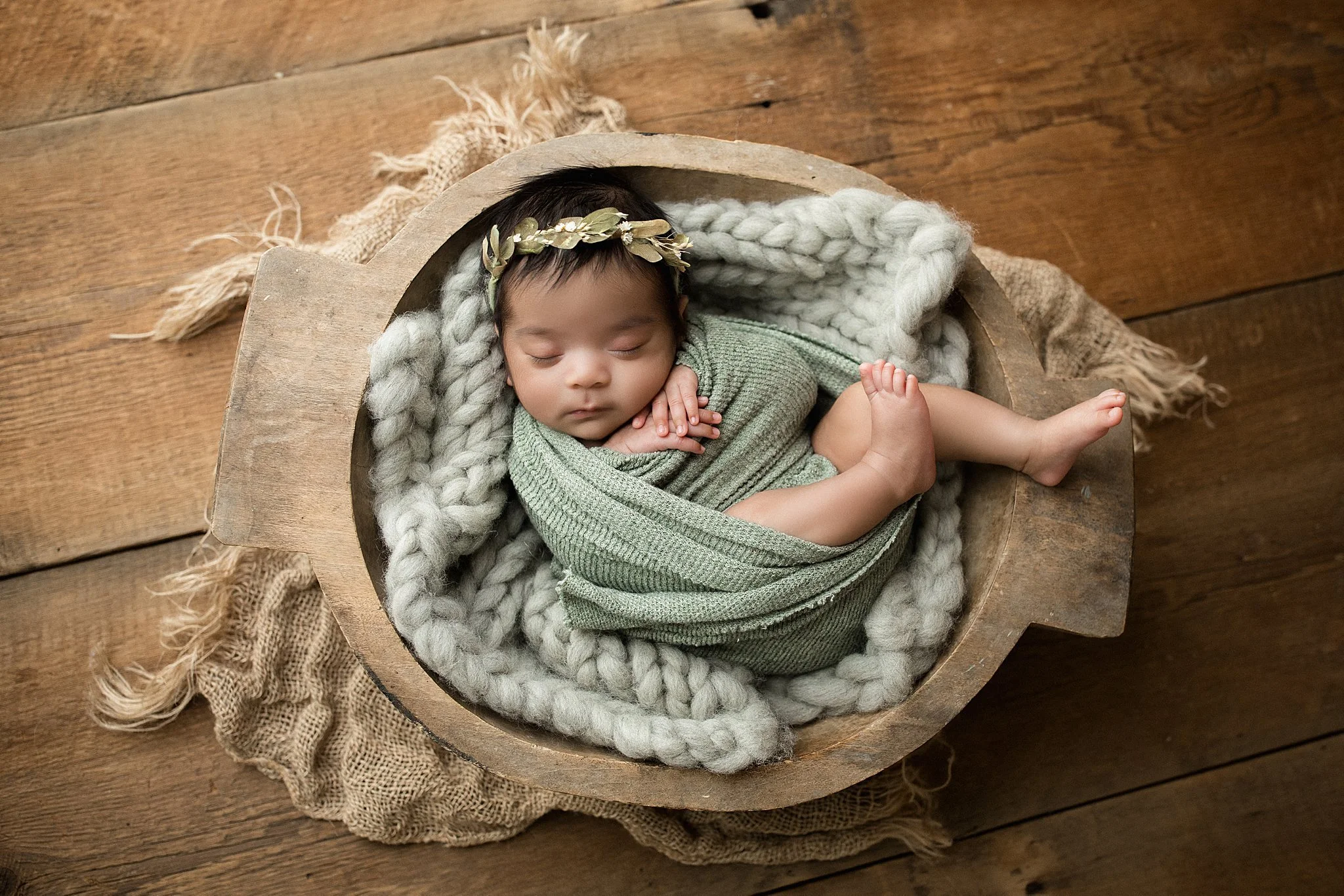 naperville newborn photographer.jpg