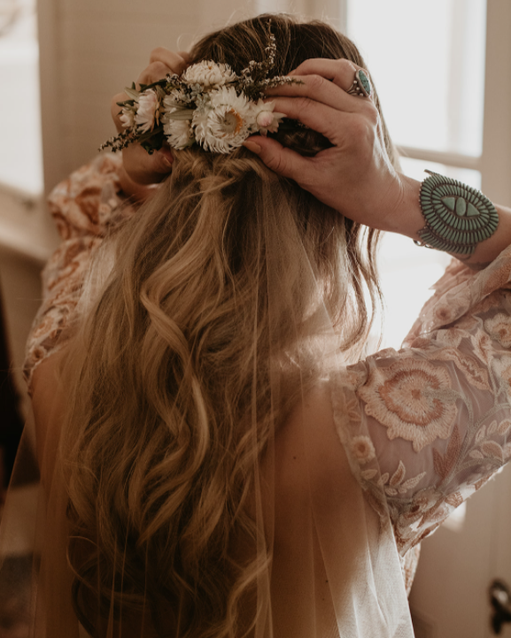 head+garland1.png