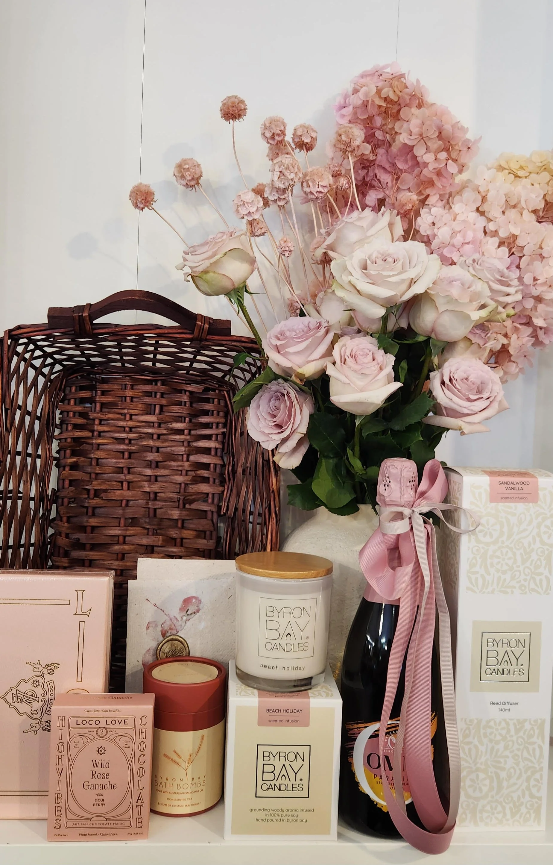 hamper pink.jpg