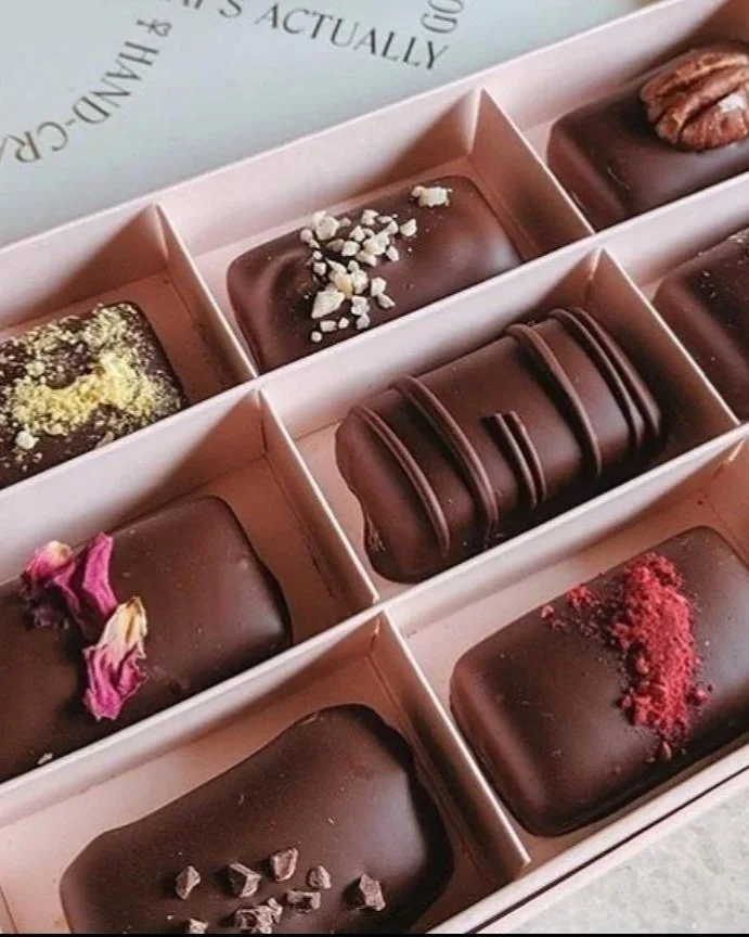 Loco_Love_Assorted_Chocolates_Byron_Bay.jpg