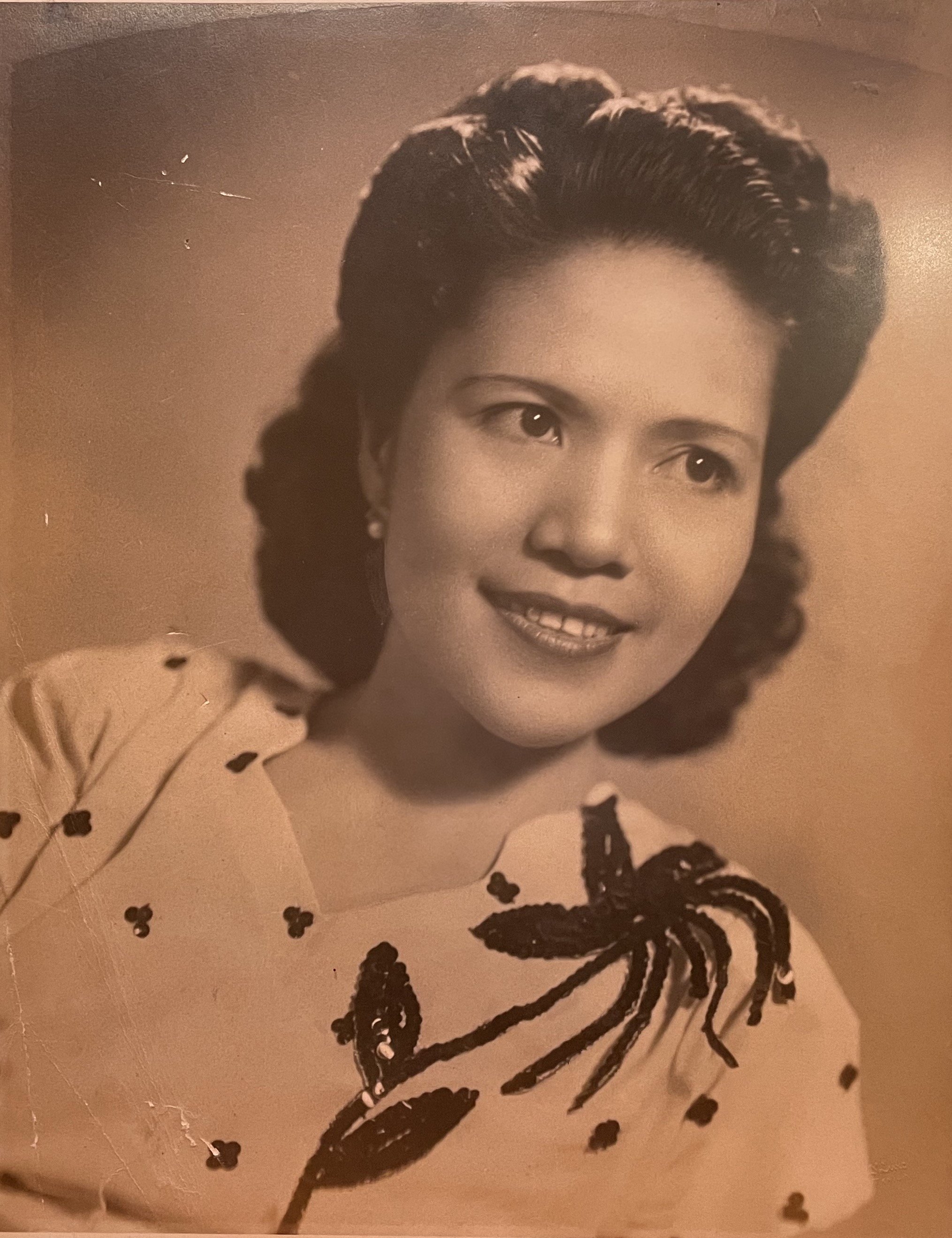 My Lola, Consuelo Lardizabal