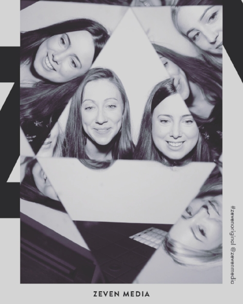 Testing out the Zeven Photo Booth with fellow #GirldoneGood Eve!