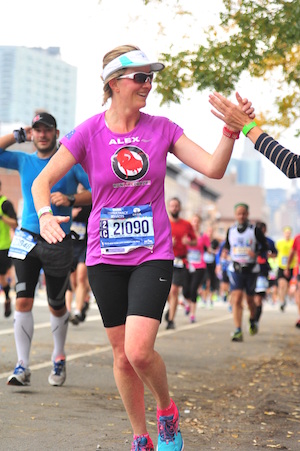 2015 NEW YORK CITY MARATHON, NEARING THE FINISH LINE IN CENTRAL PARK