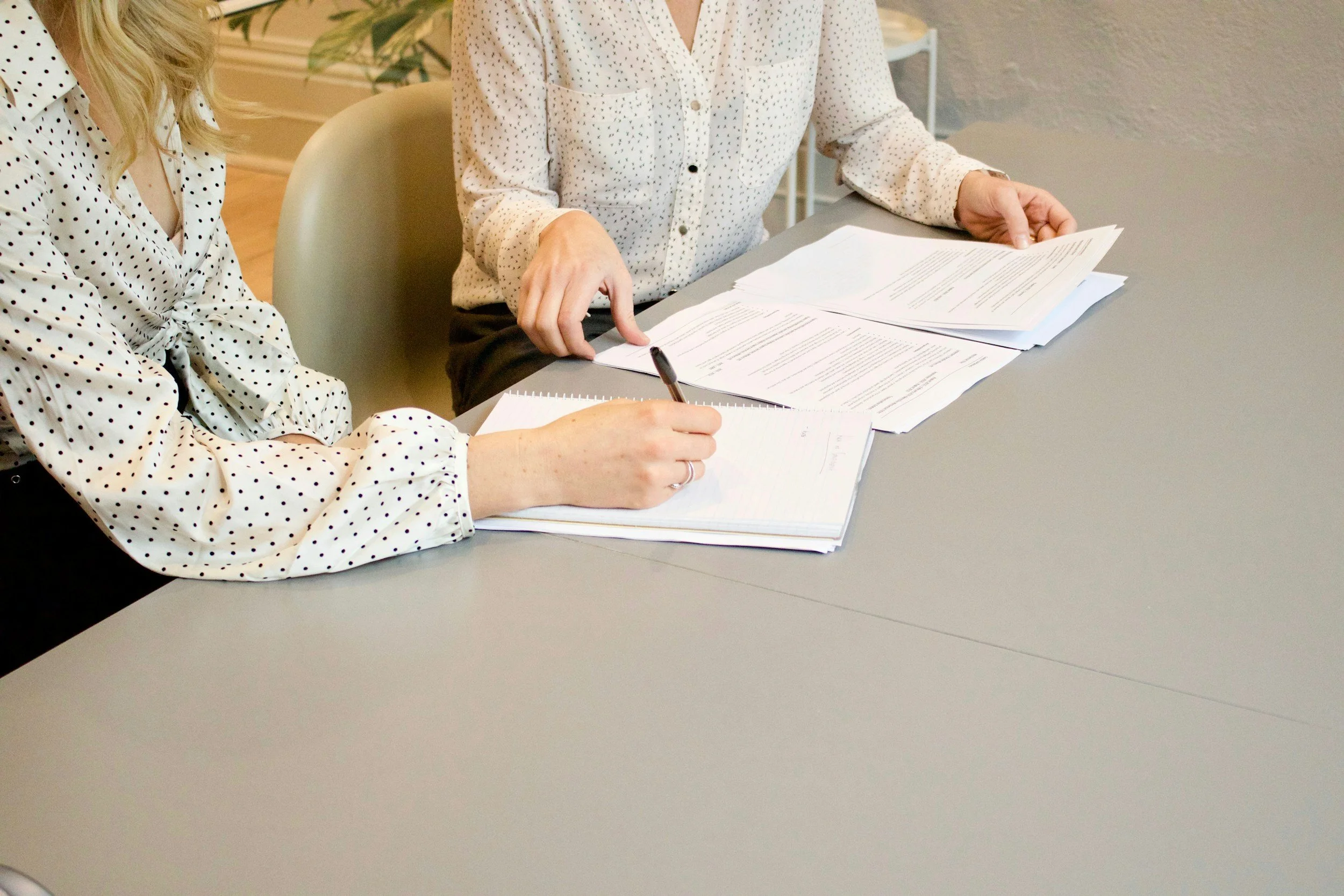 Lisa Hoatson HR Consulting (LHHRC) Website by The Emms