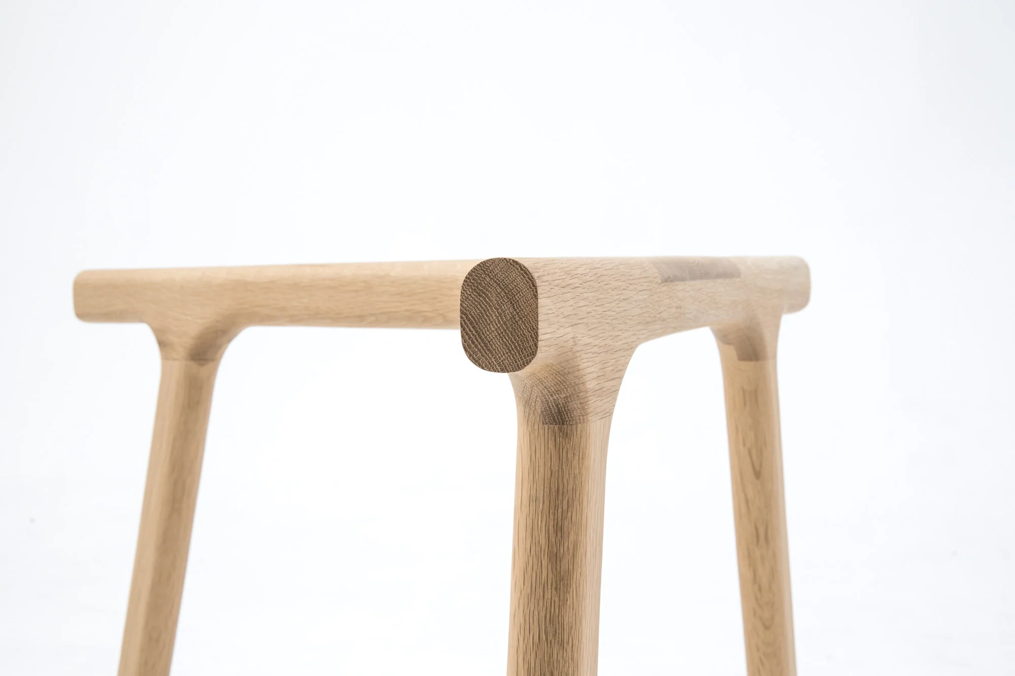alex-earl-solid-timber-dining-table-antler-3.jpg