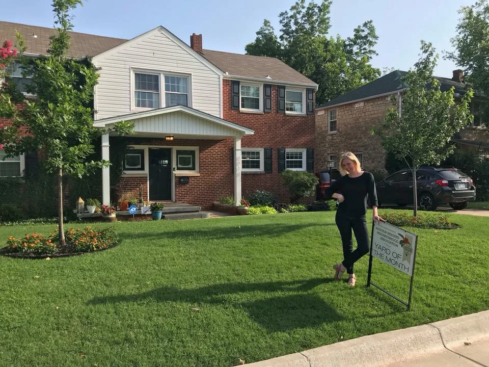 June 2018 Yard of the Month - 2712 NW 45th St was the winner this month and homeowner Erin Cooper couldn’t have been happier! They have nice butterfly bushes growing around their trees and a nice array of ground foliage! The yard is bright and cheer…