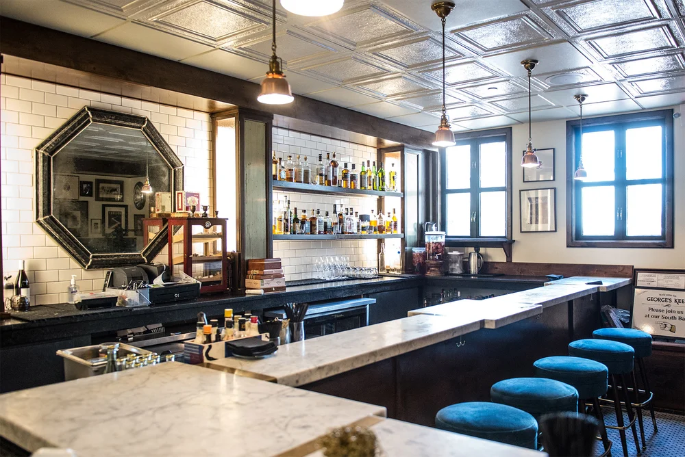 Bar photo 2