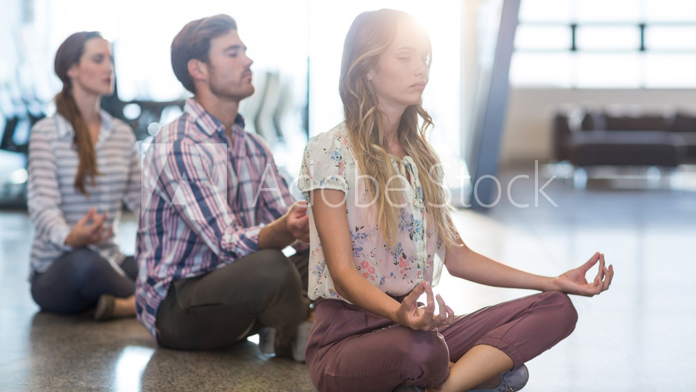 x22_BusinessYoga001.jpeg