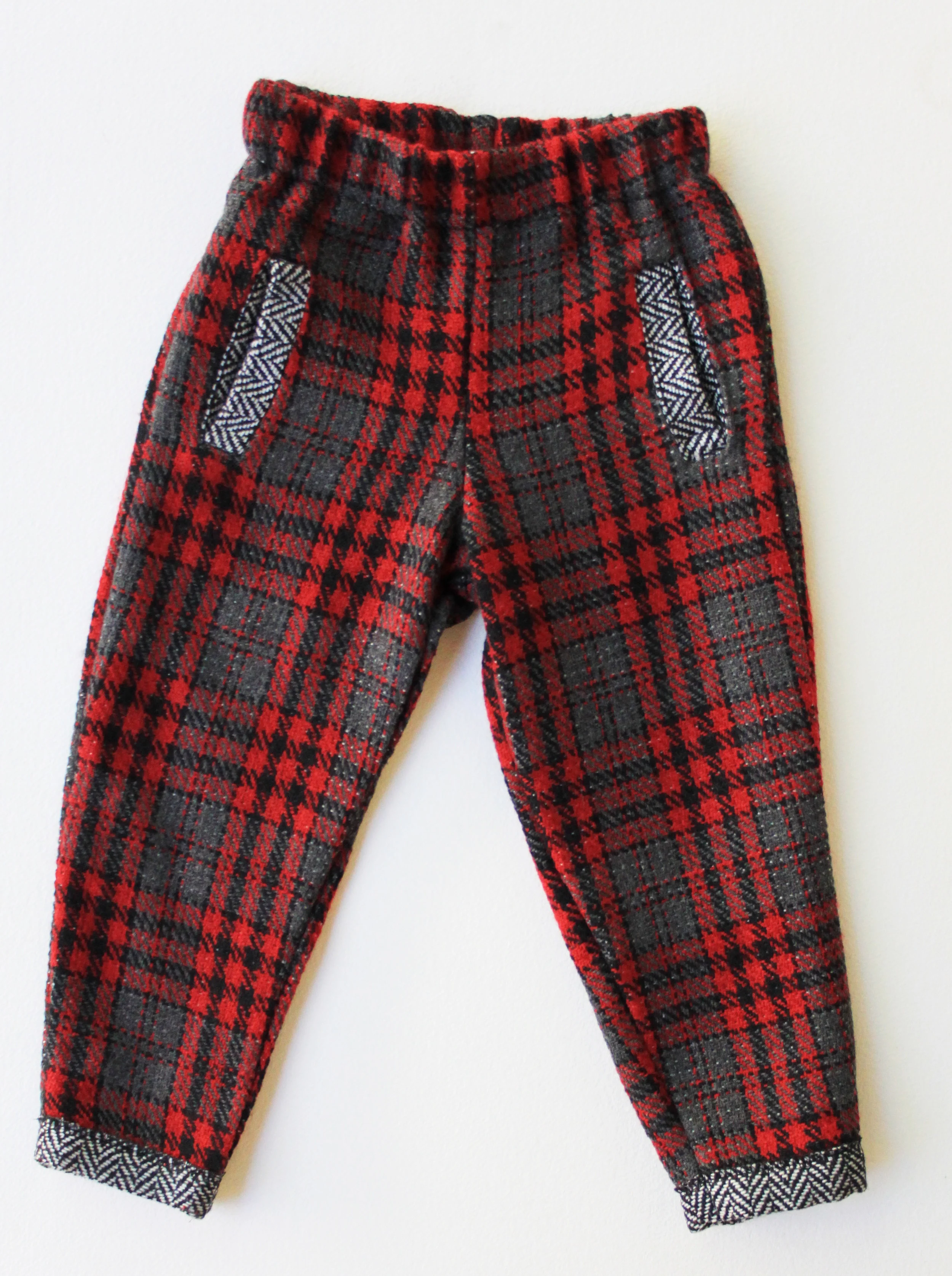ChristmasPants_1.jpg