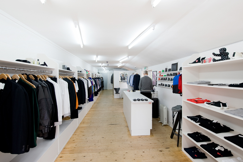 MHL IS ONLY AVAILABLE IN STORE. GET IN TOUCH FOR MORE DETAILS.